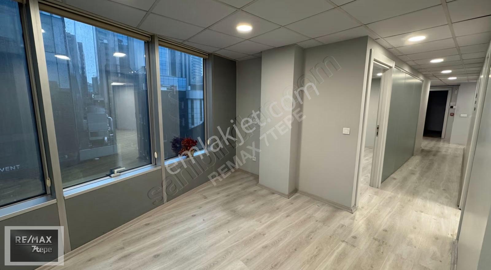 Kanyon Avm Özdılek Park Avmye Komşu Köşebaşı 150 M2 Kıralık Ofıs - Görsel 15