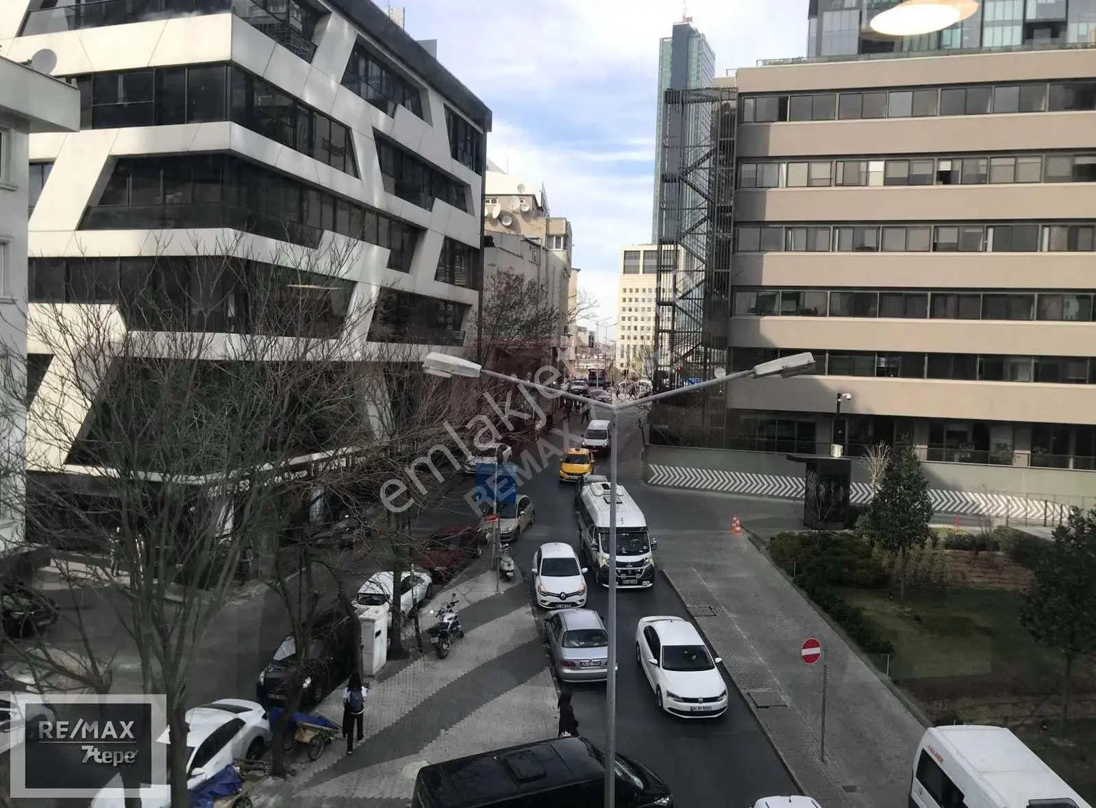Kanyon Avm Özdılek Park Avmye Komşu Köşebaşı 150 M2 Kıralık Ofıs - Görsel 4