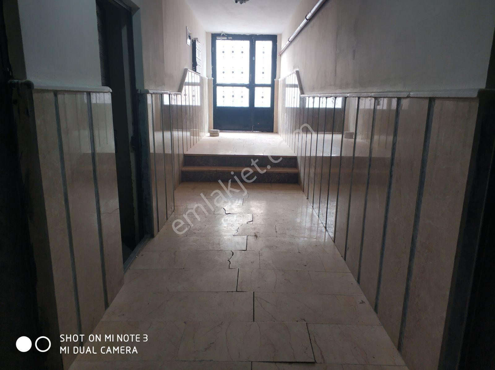 Tunalı'da Kiralık 2+1 Asansörlü Balkonlu Bakımlı Daire - Görsel 19