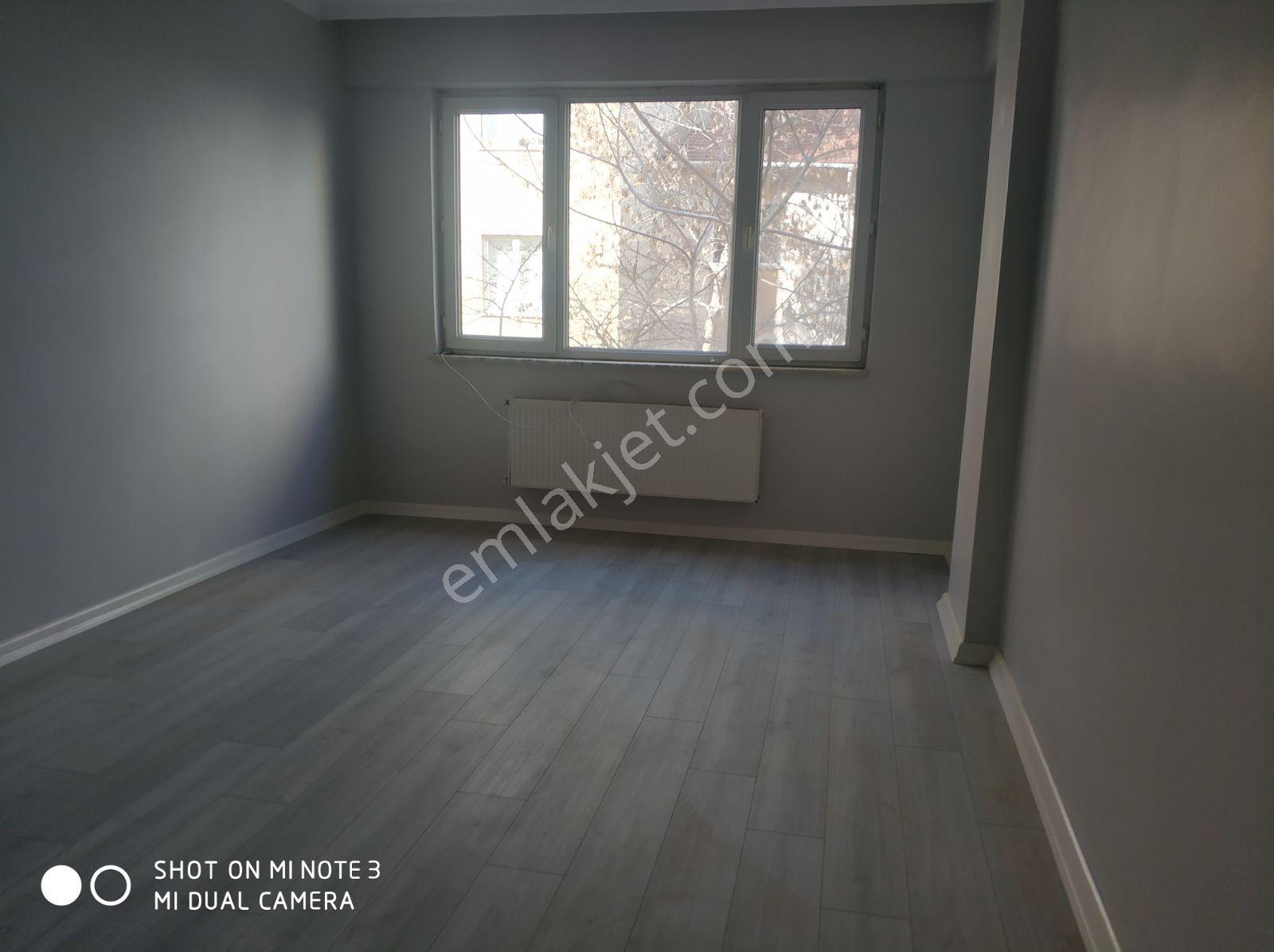 Tunalı'da Kiralık 2+1 Asansörlü Balkonlu Bakımlı Daire - Görsel 2