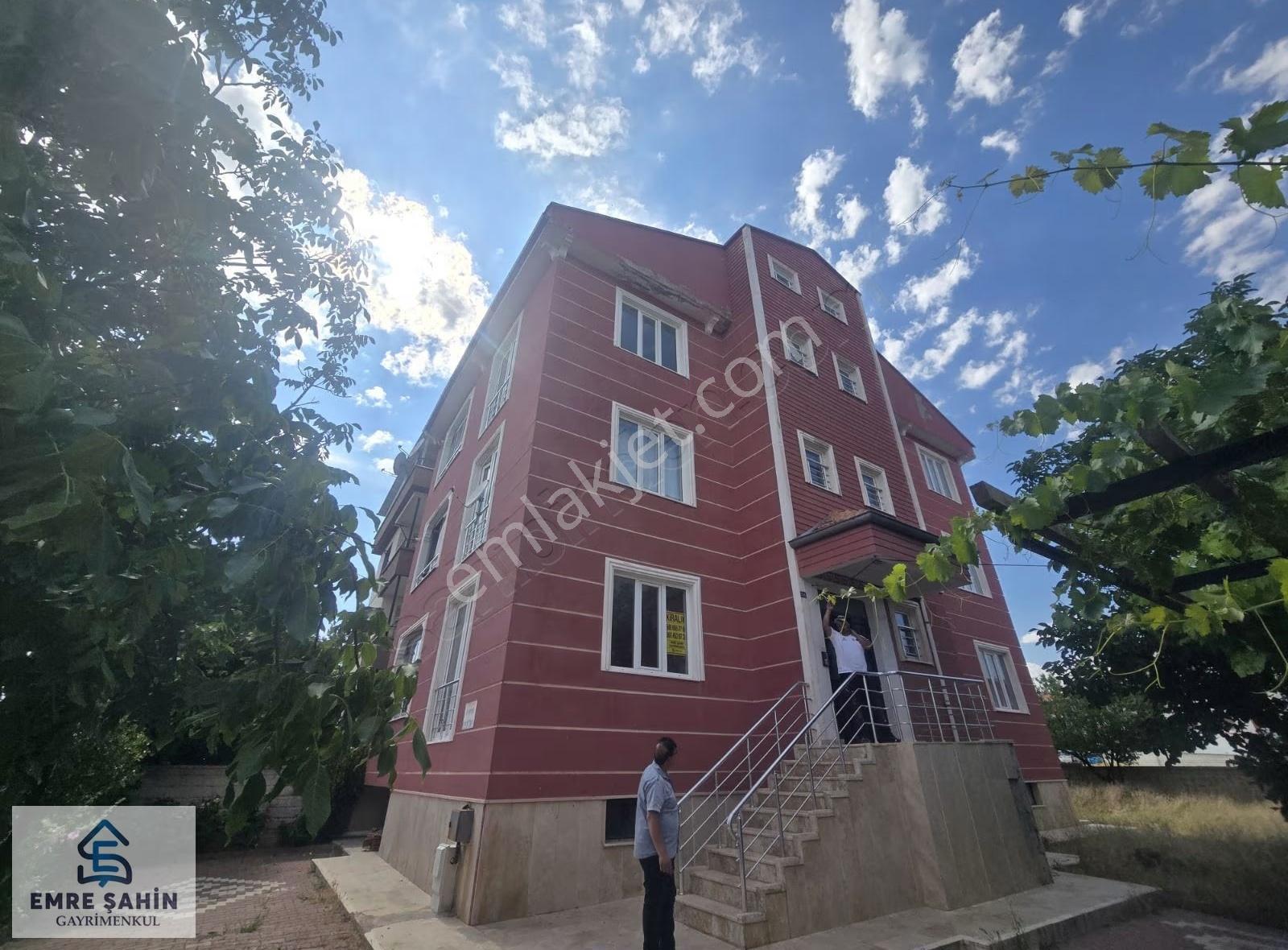 S. Eyyübi Mah Kelebekler Vadisi Yakını Müstakil Tadında 3+1