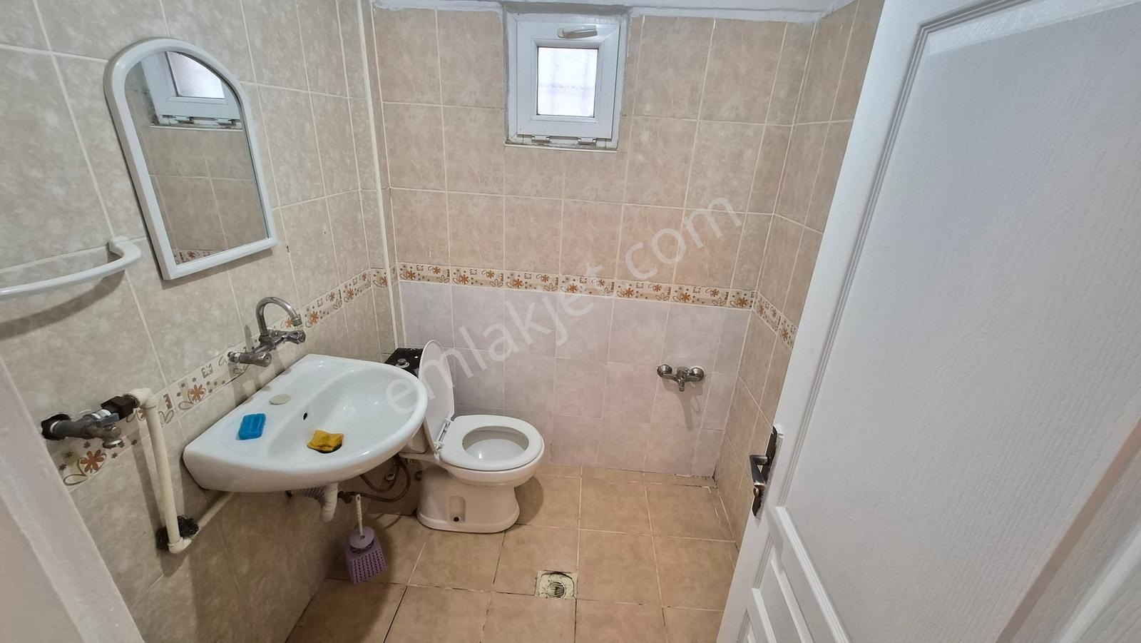 Abidin Paşada Yapılı Giriş Kat 3+1 Kiralık Daire - Görsel 13