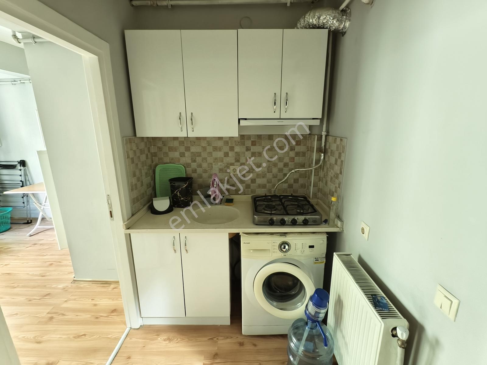Pera'dan Şirintepe Eczacılık Yanı Eşyalı Kiralık 1+1 Daire - Görsel 9