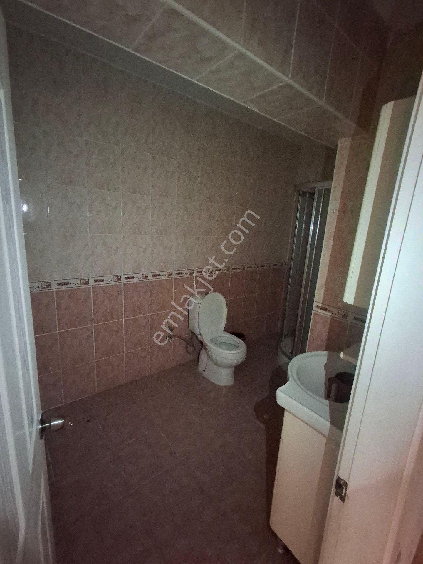 Kayalar Emlaktan Çarşı Merkezde Satılık 3+1 130 M2 Lüx Daire - Görsel 3