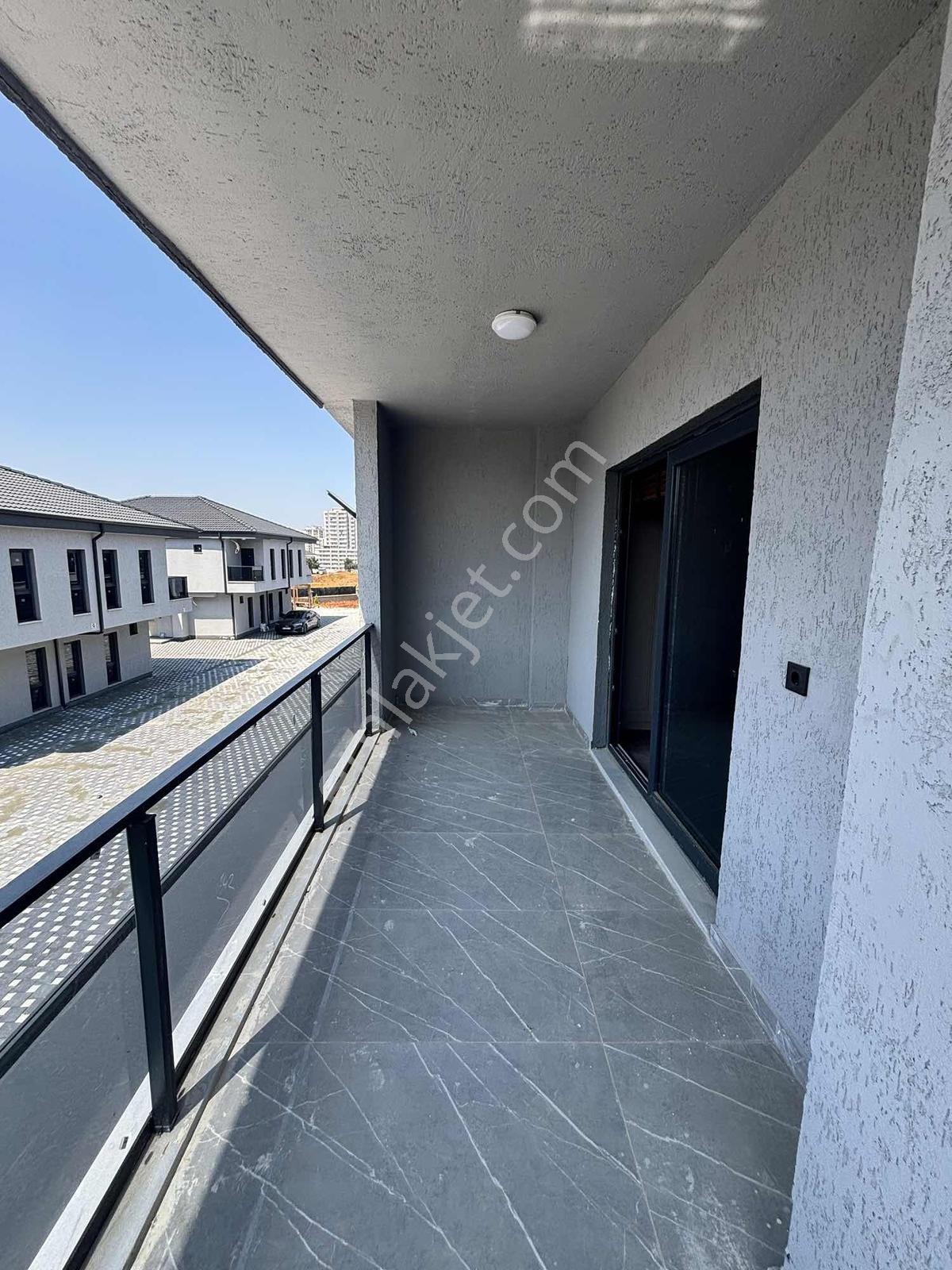 Çarkıparede Site İçerisinde Caddeye Yakın Dublex Bahçeli 3+1 Lüx - Görsel 24