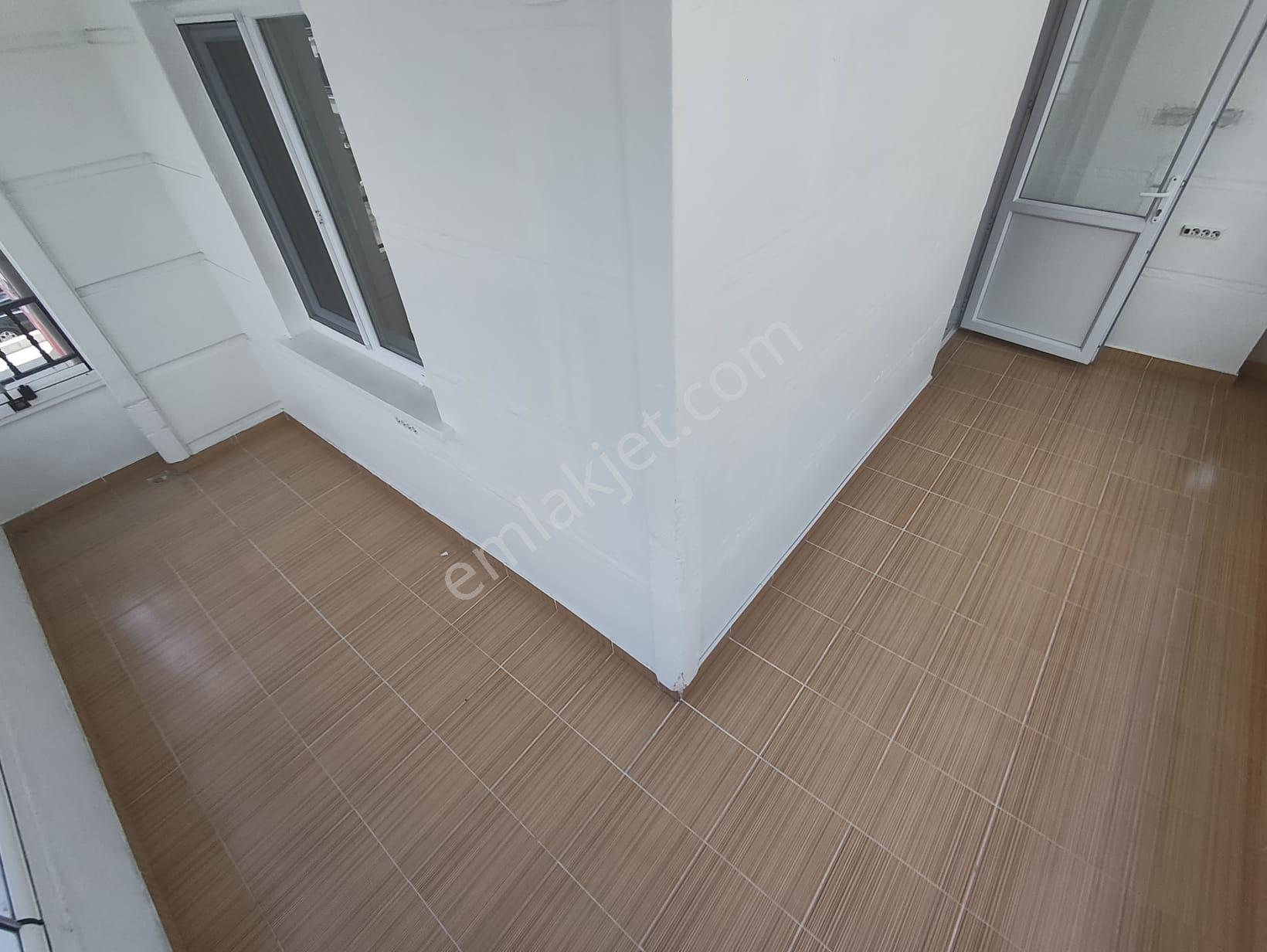 Yılmaz Gayrımenkulden 2 Kat Ön Cephe 3+1 . 130 Metre Kare Net - Görsel 17