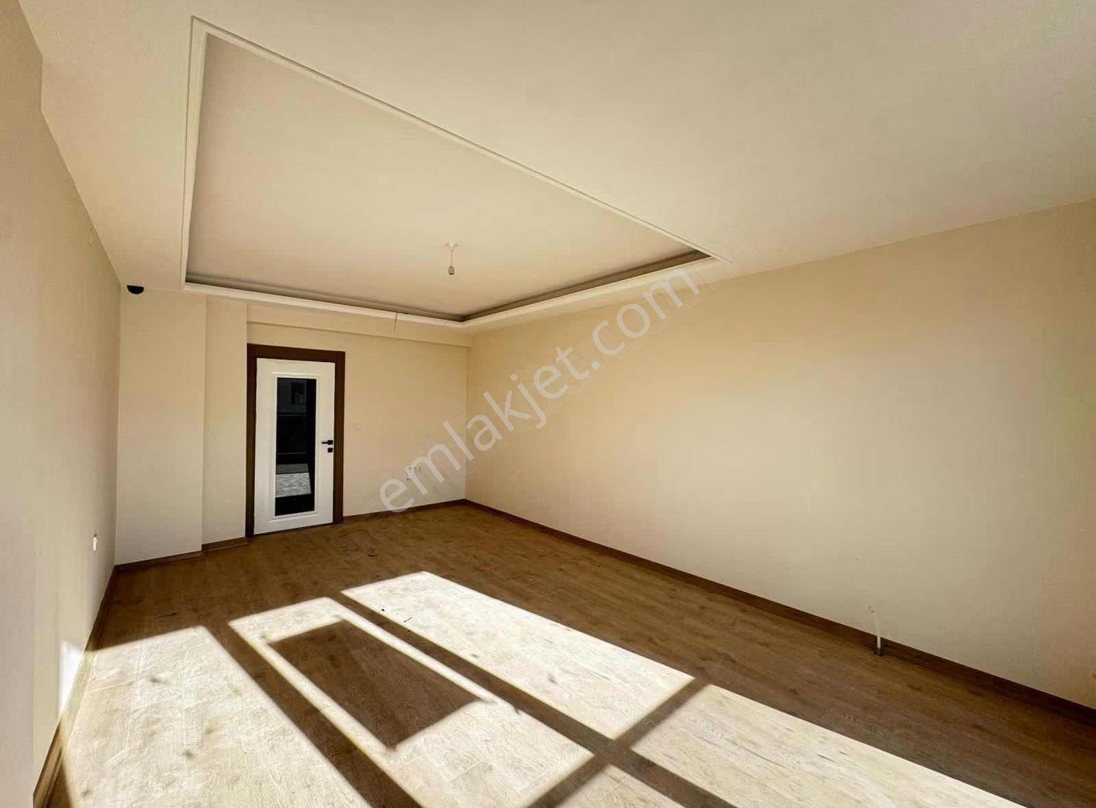 Yüksek Kredili Cadde Üstü G.odalı 3+1 Sıfır Son Kat Daire - Görsel 3