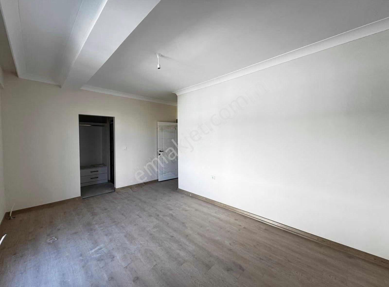 Yüksek Kredili Cadde Üstü G.odalı 3+1 Sıfır Son Kat Daire - Görsel 31
