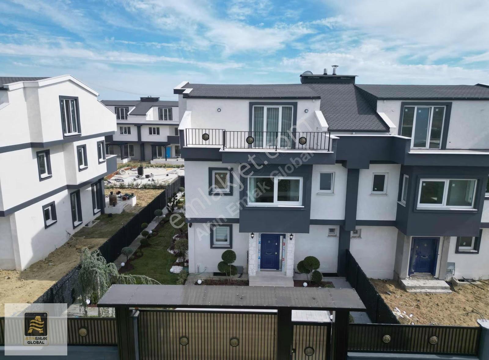 Site İçerisinde Full Eşyalı Satılık Lüks Villa | Çanta Silivri - Görsel 29