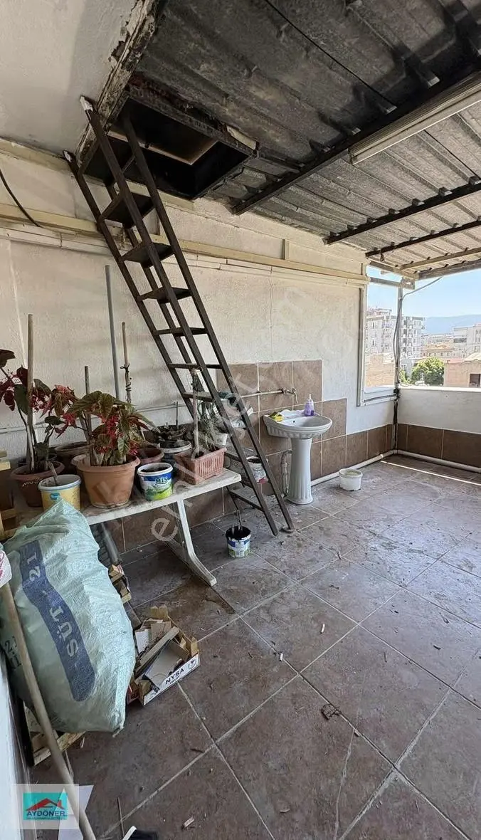 Buca Yenigün Mah Teraslı Doğalgazlı Kiralık Daire - Görsel 15