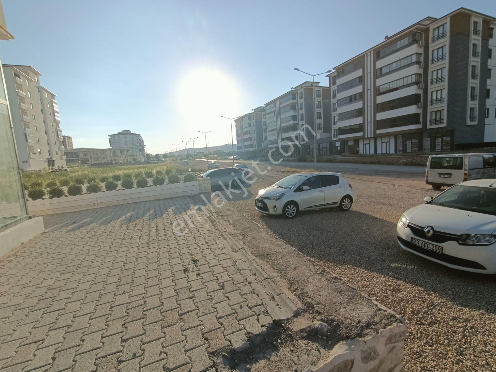 İmamefendi Bulvarına Yakın Kiralık Dükkan... - Görsel 2