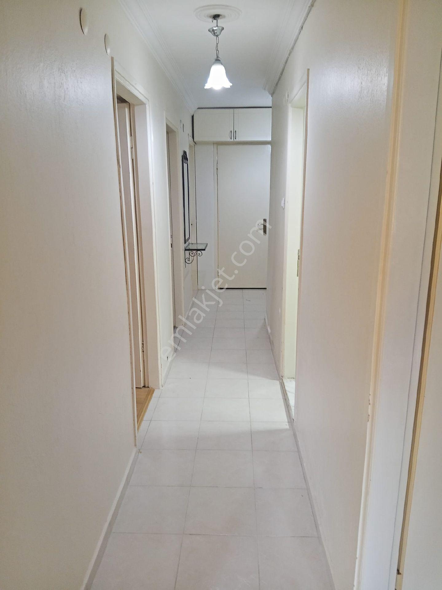 Çiğli Ataşehirde Kiralık 3+1 Yüksek Giriş Daire Kiralıktır.