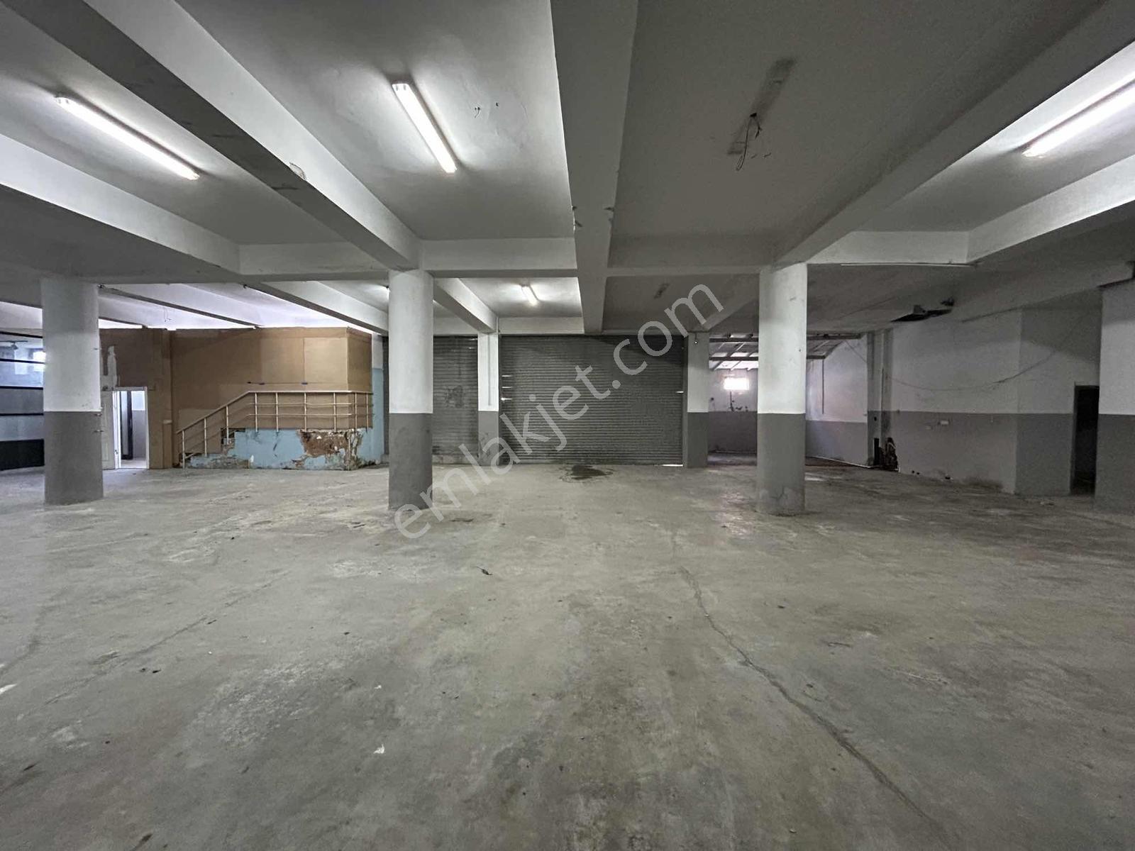 Esenyurt Akçaburgaz'da 800m2 Zemine Basan Kiralık İmalathane - Görsel 11