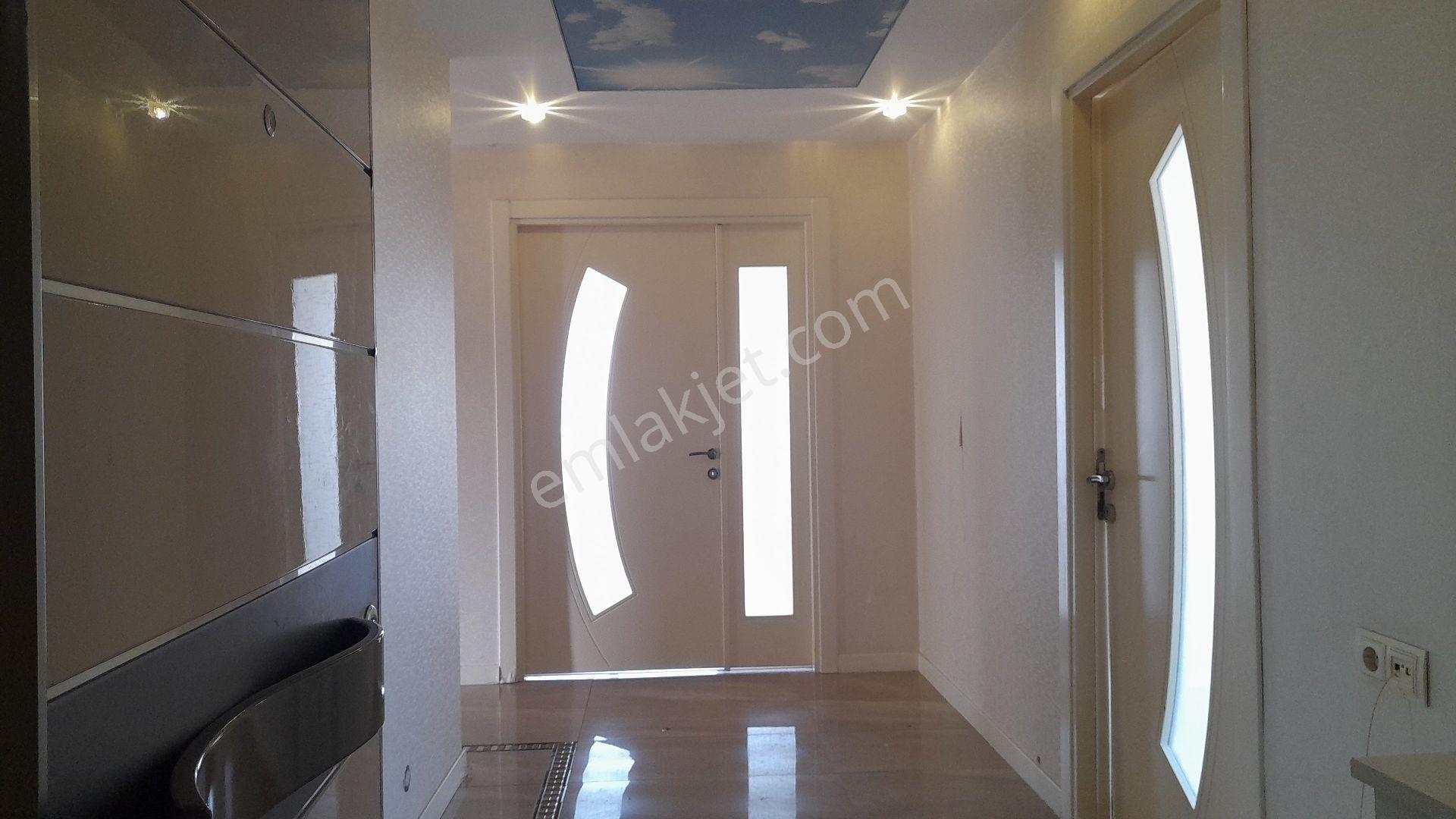Mezitli Plazada 4+1 Site Havz Jenrtr Otopark Kiralık Daire
