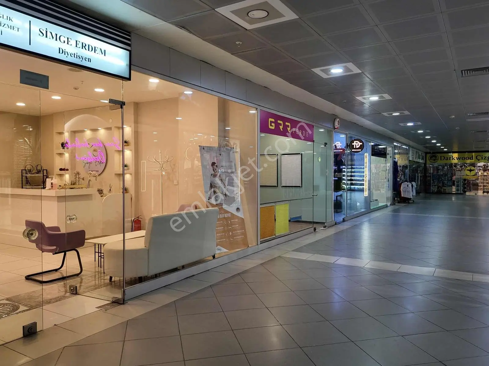 Kristal İz Nilüfer Magazin Avm'de Kiralık Eşyalı 70 M2 Dükkan - Görsel 2