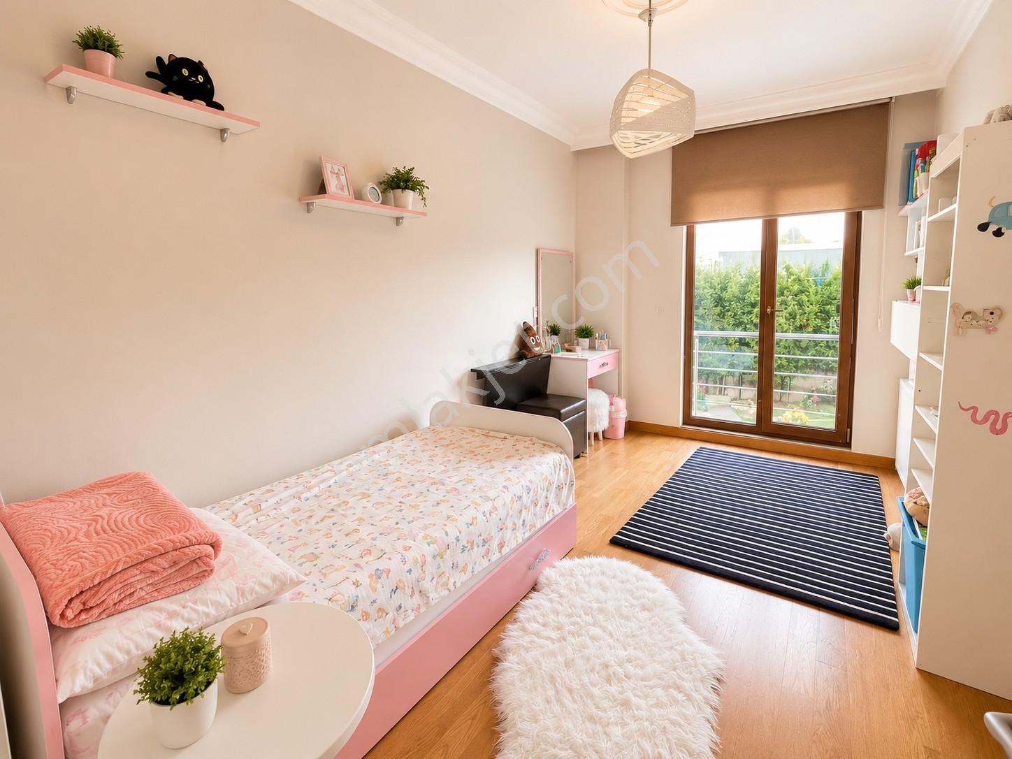 Sahil Rezidans'ta Full Eşyalı 3+1 | 115 M² Net | Havuzlu Site - Görsel 3