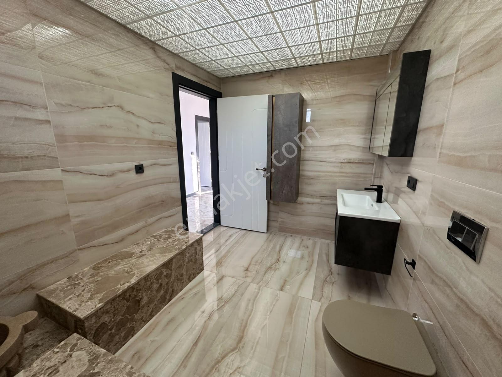 Belenbaşı'nda Geniş Ve Ferah 5+1 Villa - Görsel 19