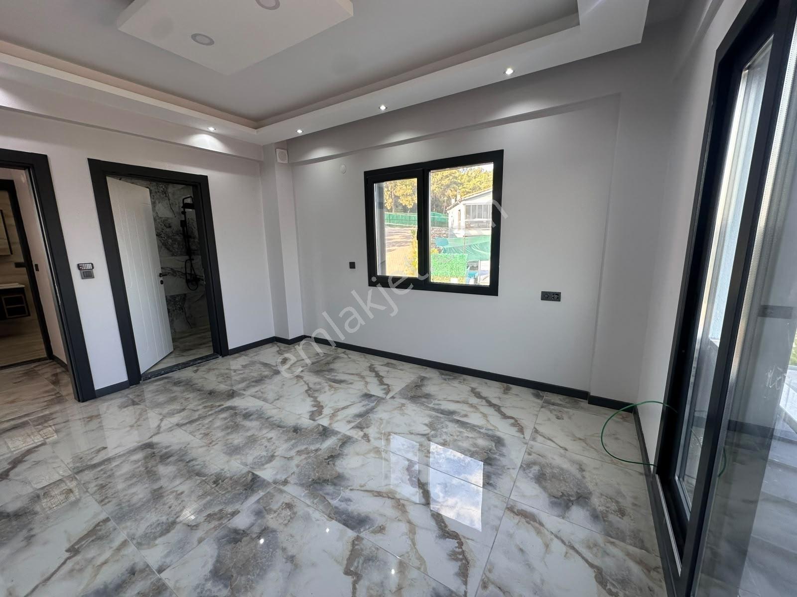 Belenbaşı'nda Geniş Ve Ferah 5+1 Villa - Görsel 21
