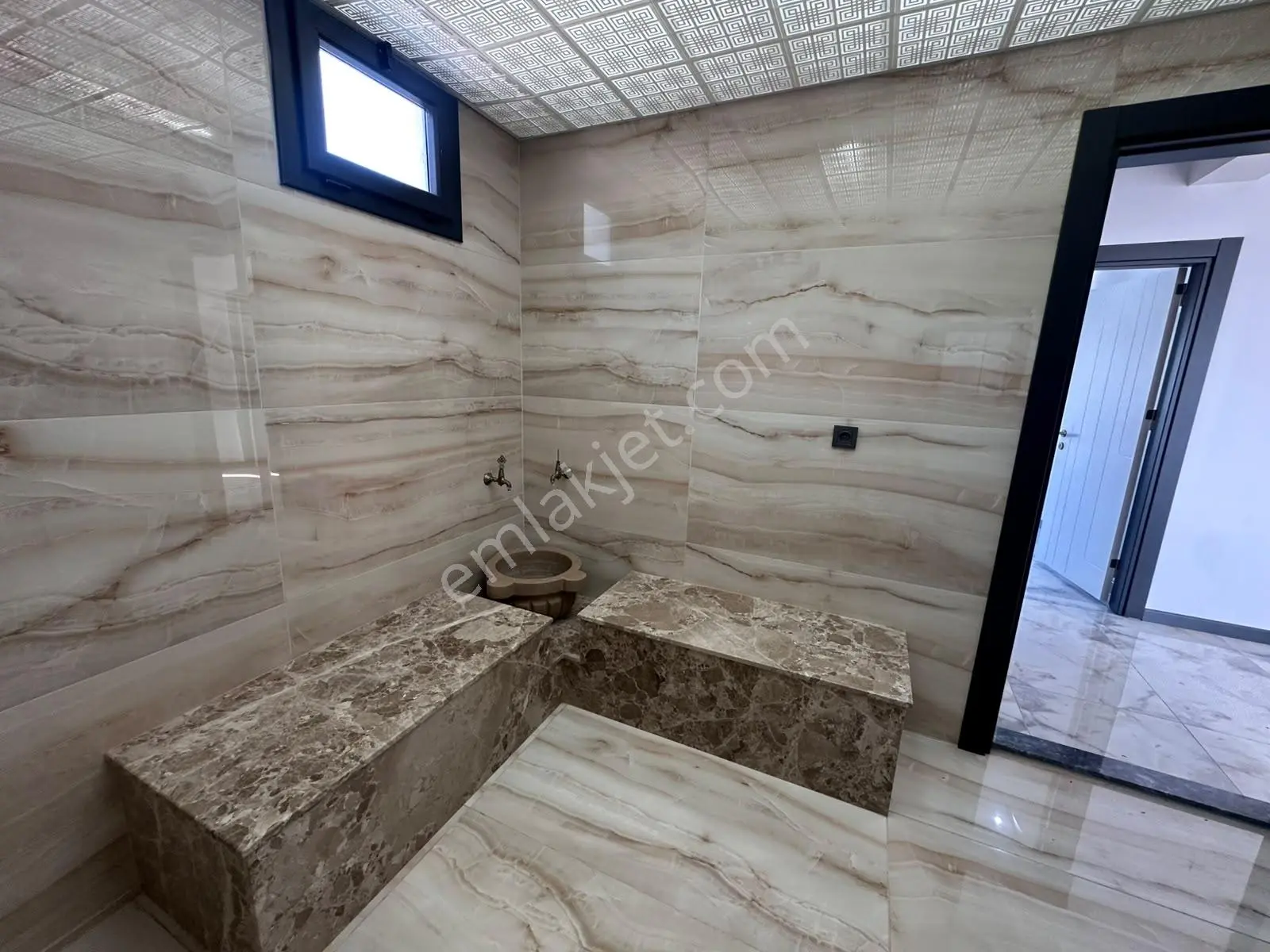 Belenbaşı'nda Geniş Ve Ferah 5+1 Villa - Görsel 23