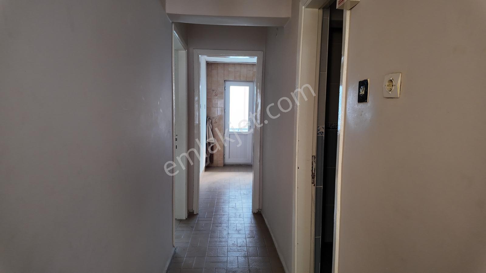 Zafer Mahallesi'nde 3+1 Cadde Üstü, Ara Kat, Çift Cephe Kiralık! - Görsel 7