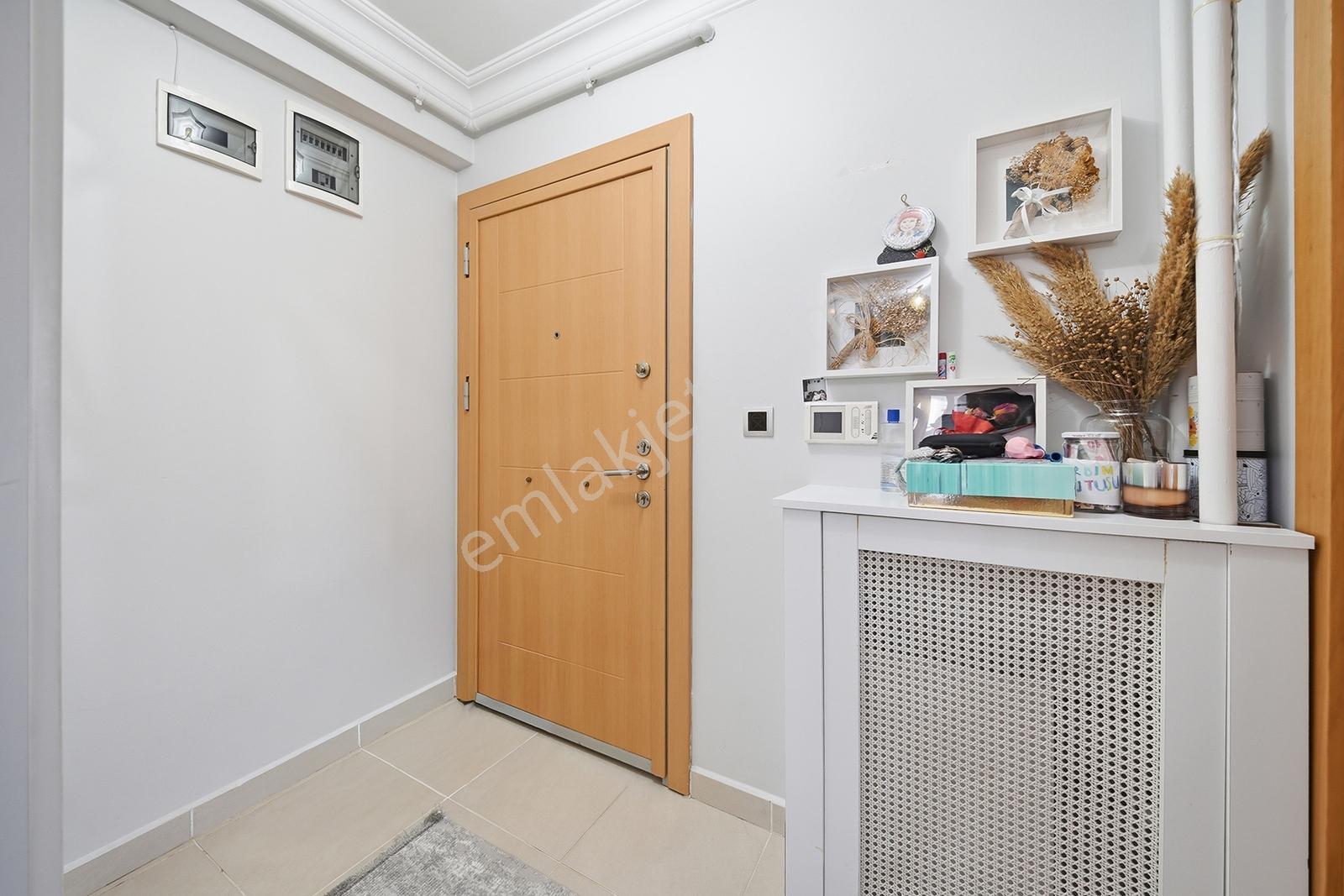 Park Avenue'da Geniş 2+1 | Ara Kat | Cam Balkon | Havuzlu Daire - Görsel 27