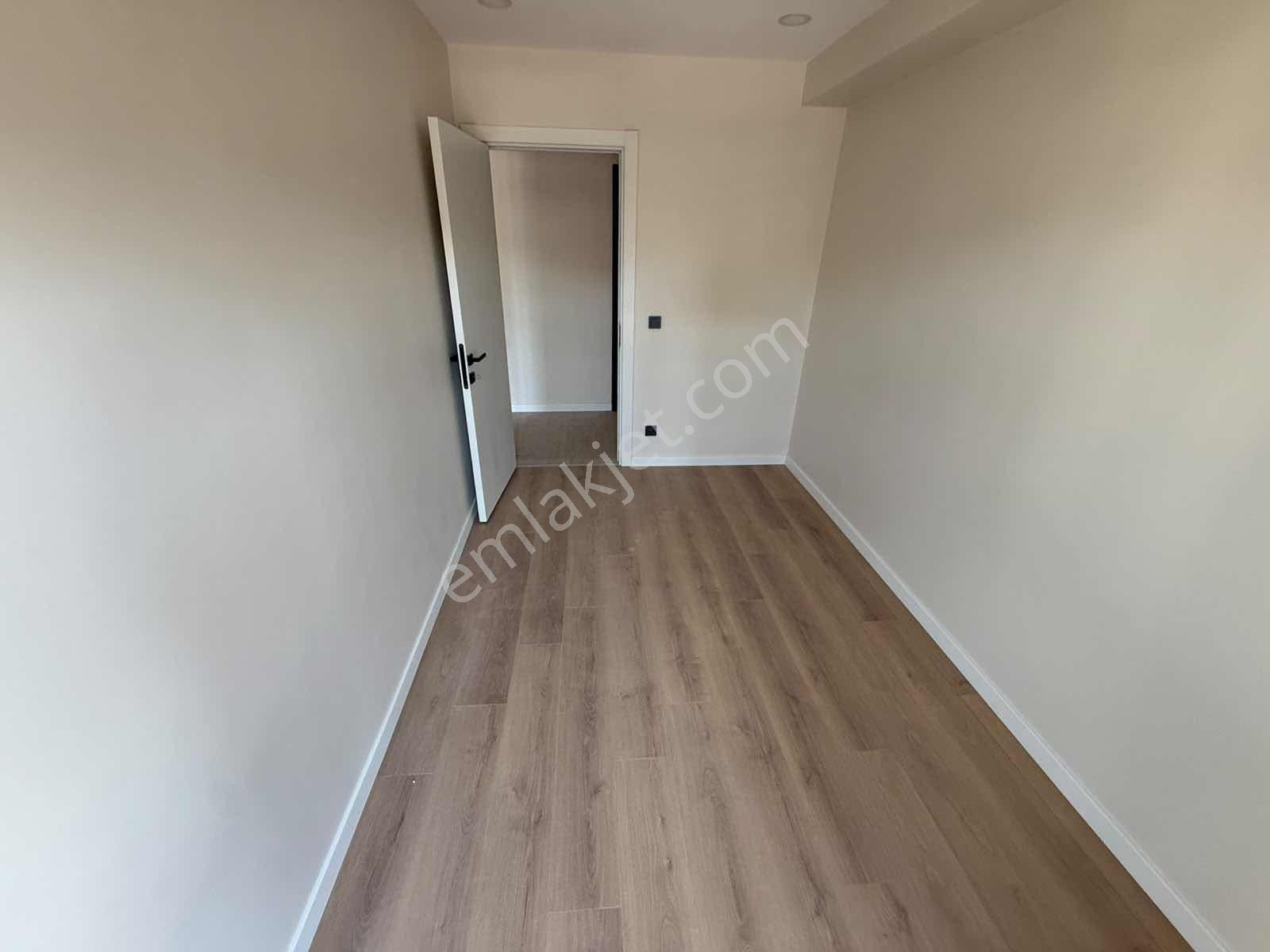 Eyüpsultan Çırçır Metroya Yakın Tam Donanımlı Sitede 2+1 - Görsel 8