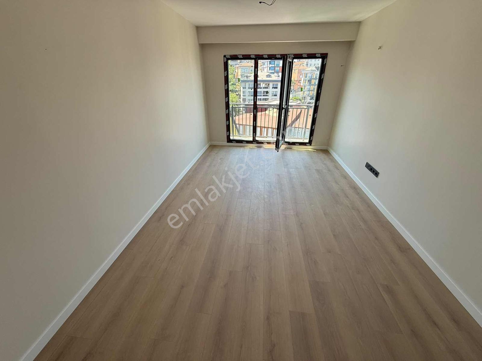 Eyüpsultan Çırçır Metroya Yakın Tam Donanımlı Sitede 2+1 - Görsel 11