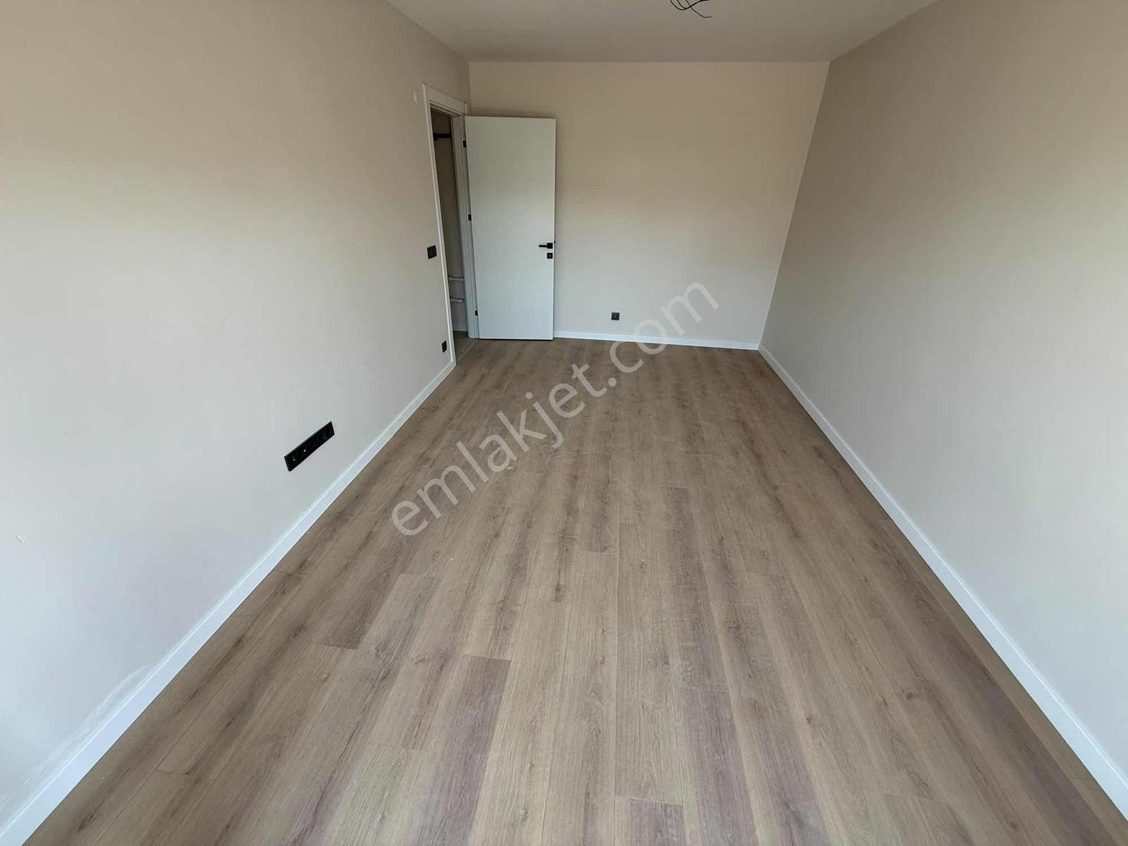 Eyüpsultan Çırçır Metroya Yakın Tam Donanımlı Sitede 2+1 - Görsel 13