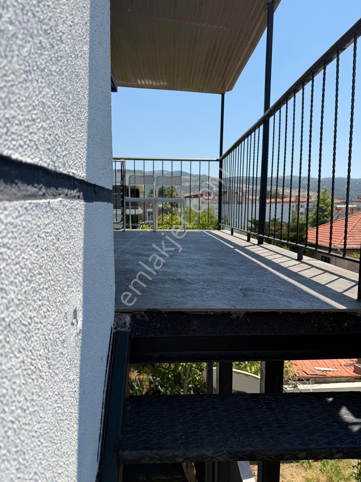 Maltepe Mahallesi’nde Denize Yakın 1+0 Doğalgazlı Eşyalı Daire - Görsel 11