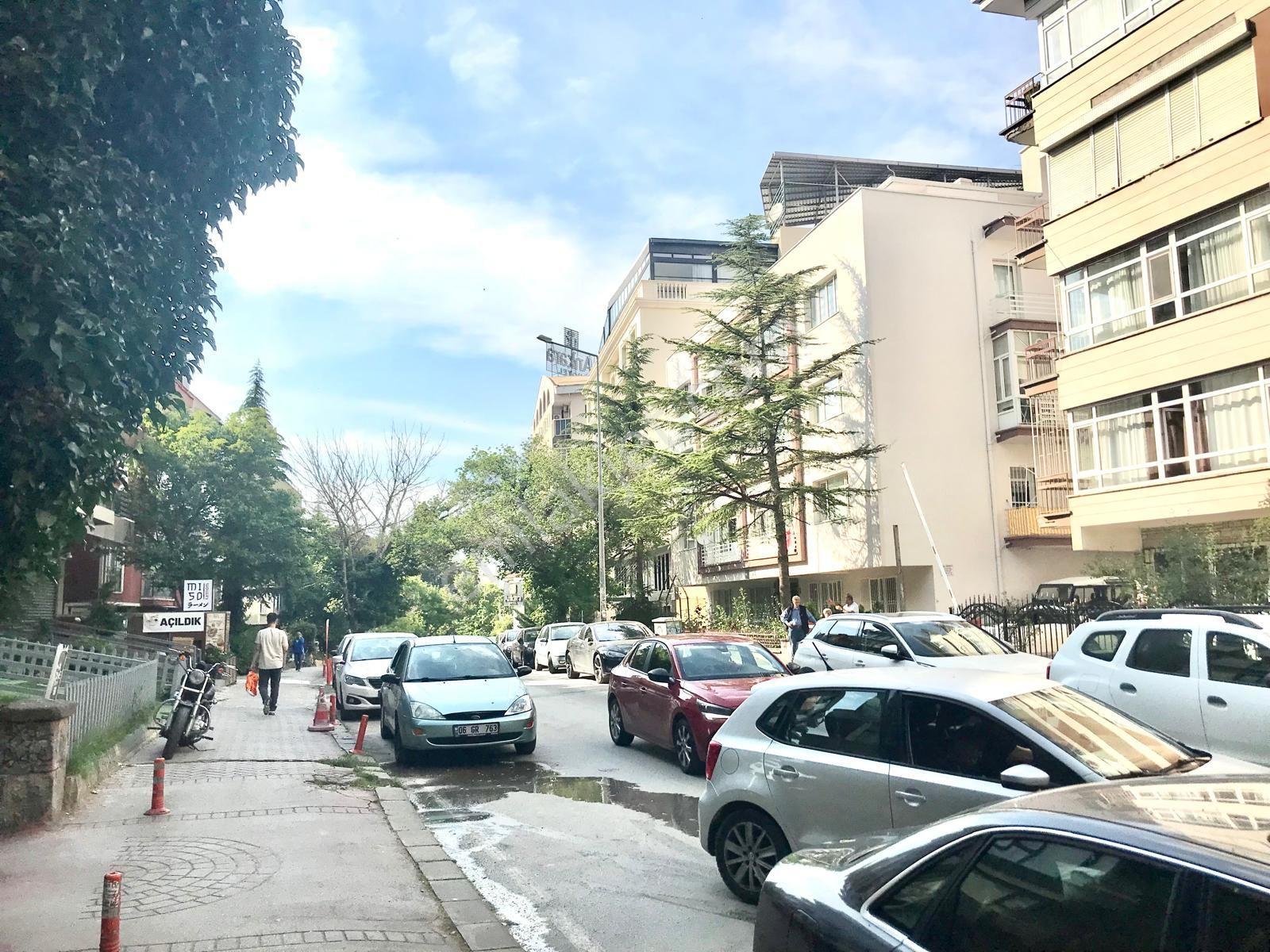 Kavaklıdere Büklüm De Kiralık 3+1 Daire, Arakat, - Görsel 25