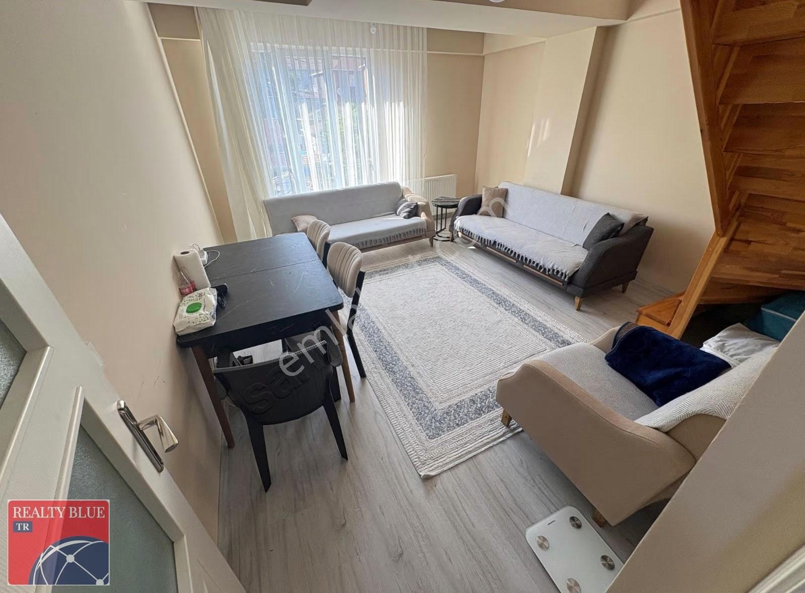 Sultanbeyli Fatih Mah De Eşyalı 2,5+1 Kiralık Üst Dubleks - Görsel 3