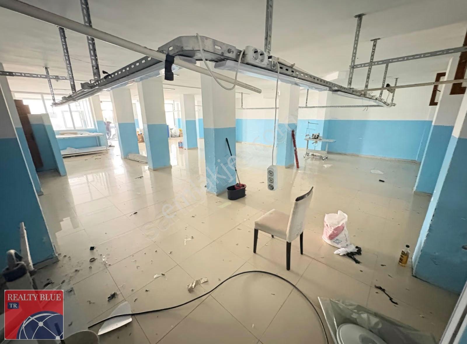 Sultanbeyli Necip Fazıl Mah De 230 M2 Düz Giriş Kiralık Dükkan - Görsel 22