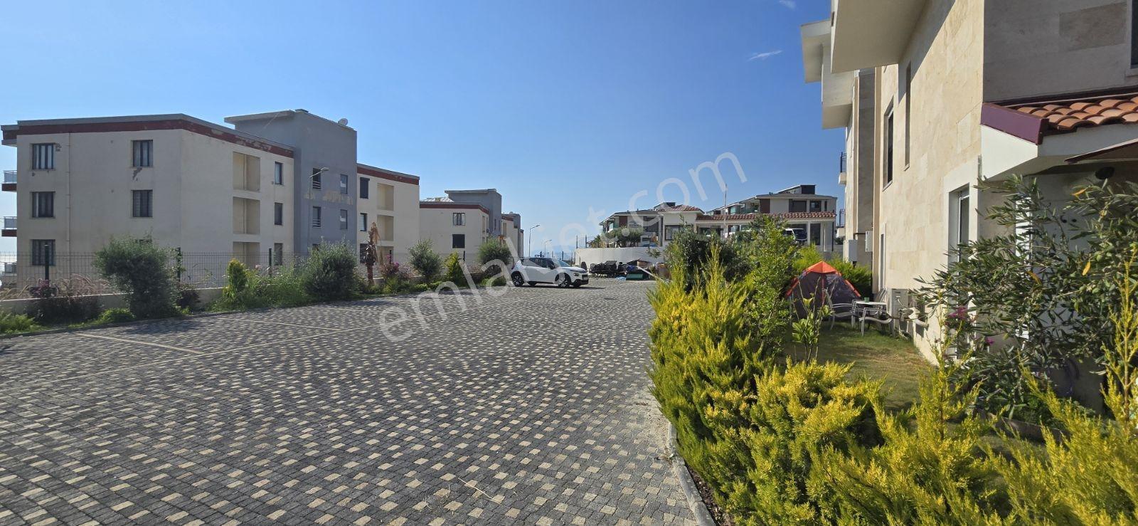 Deniz Manzaralı Kiralık Dogalgazlı 1+1 Daire - Görsel 35