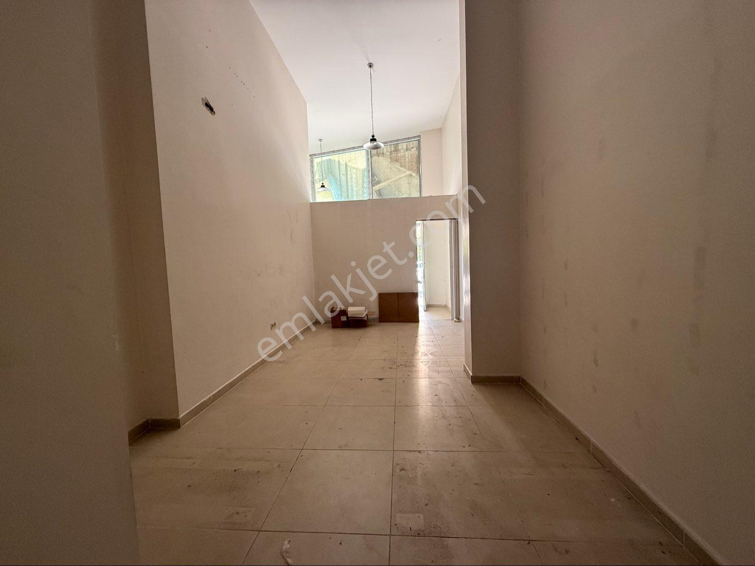 Samandıra Merkezde Cadde Ğzeri Kiralık Dükkan - Görsel 7