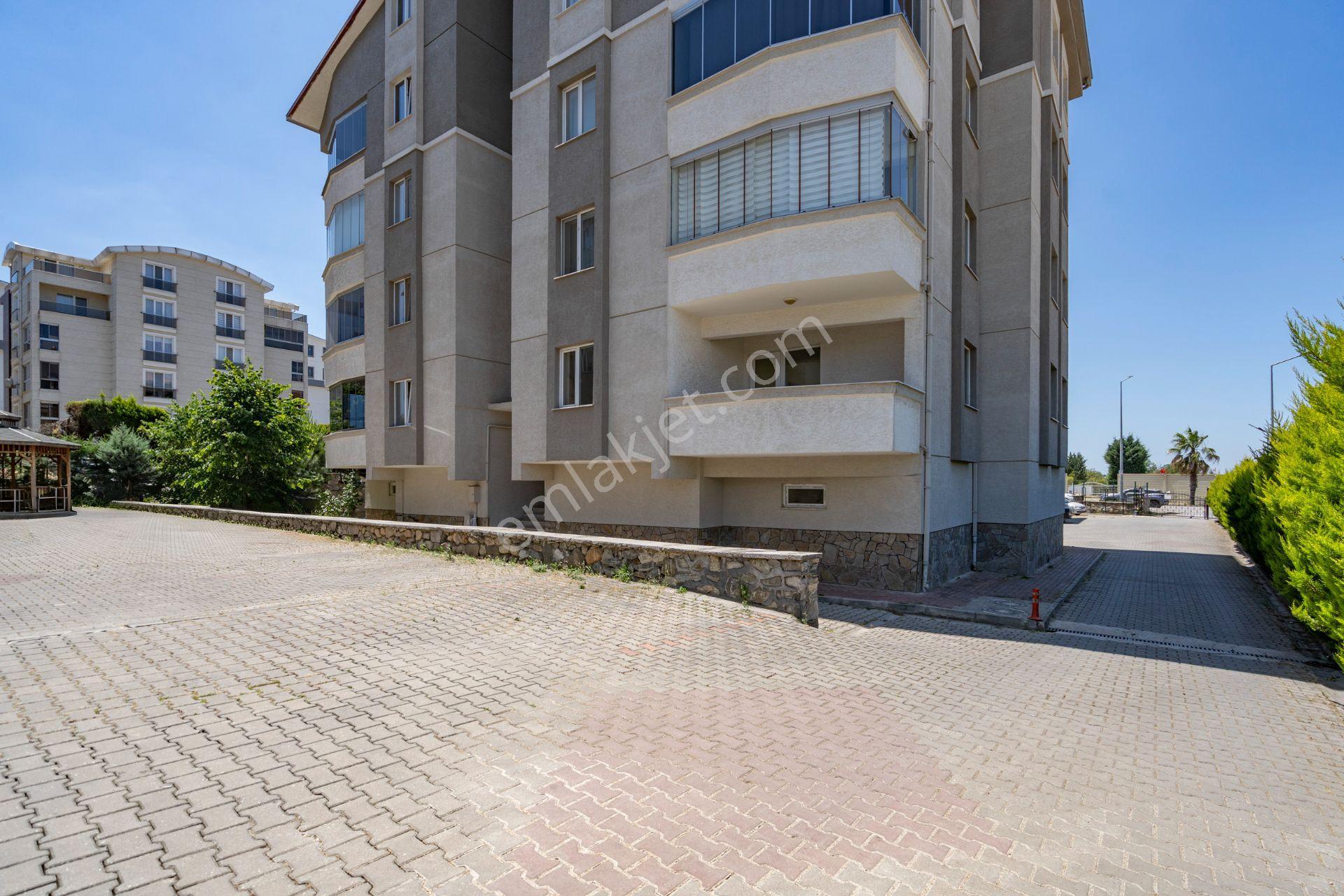 Dialog Skala Demircide Atlas Sitesinde Geniş Satılık 3+1 Daire - Görsel 29