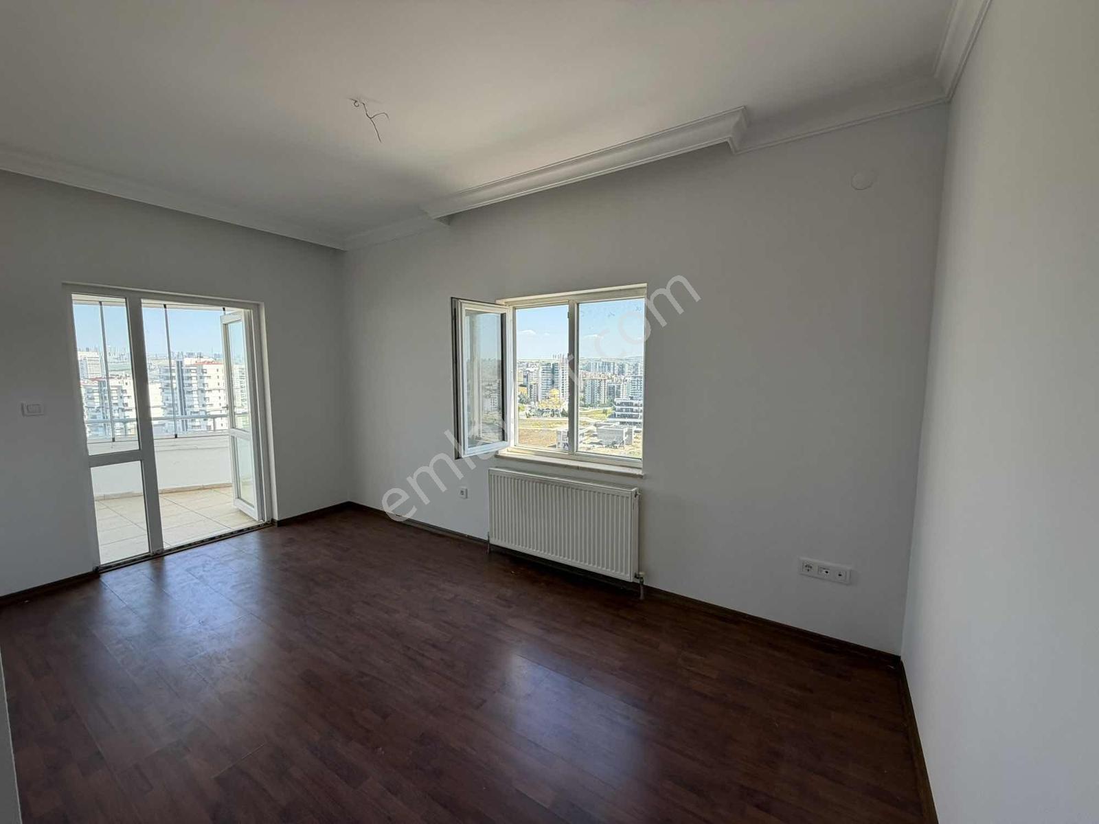Yaşamkent Başkent 1 Sitesi Kiralık 4+1 Ara Kat Daire - Görsel 9