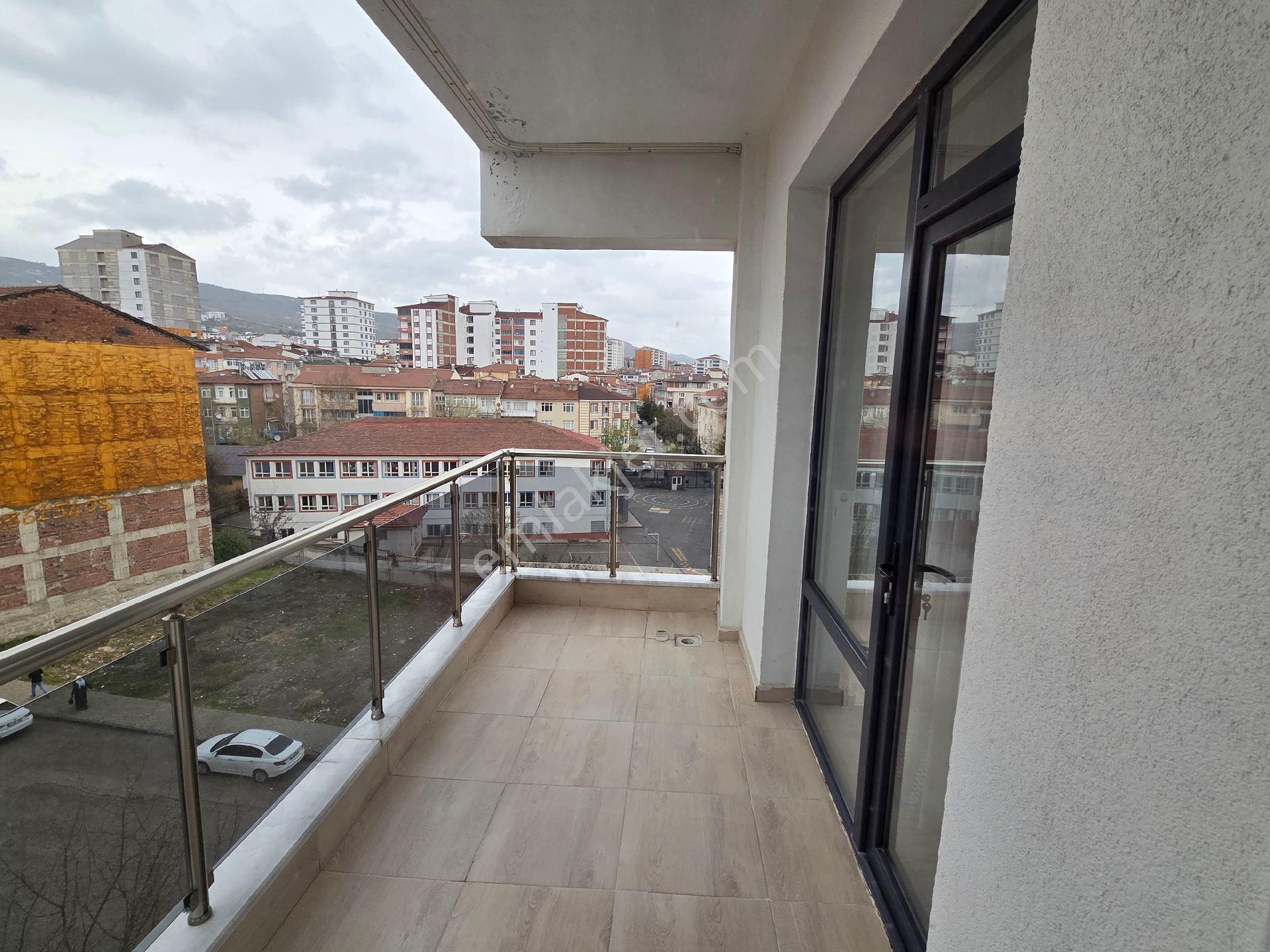 Doğukan Real Estate Pazartesi Pazarı Önü Açık Ferah Yaşam Alanı - Görsel 16