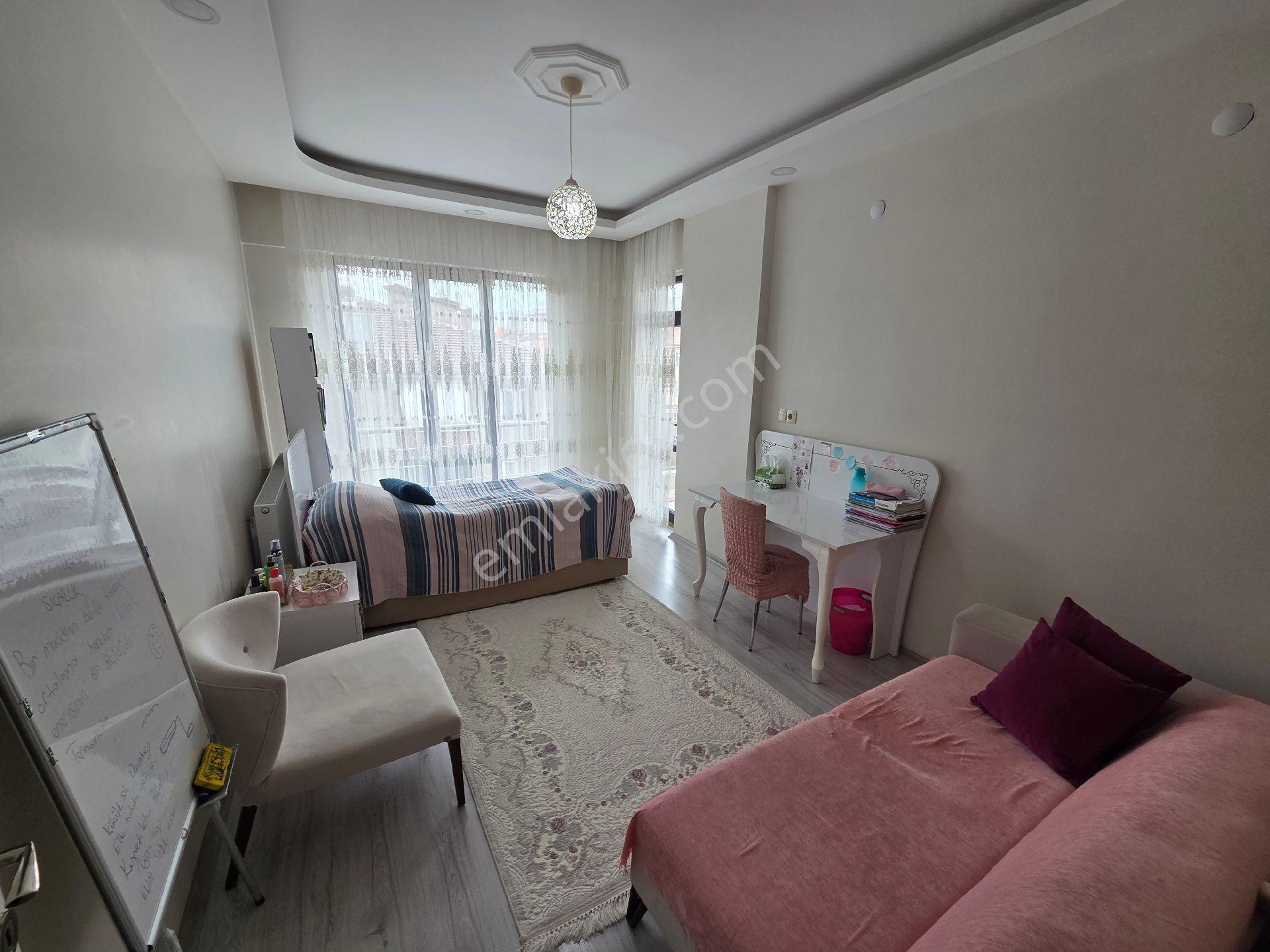 Doğukan Real Estate Pazartesi Pazarı Önü Açık Ferah Yaşam Alanı - Görsel 12