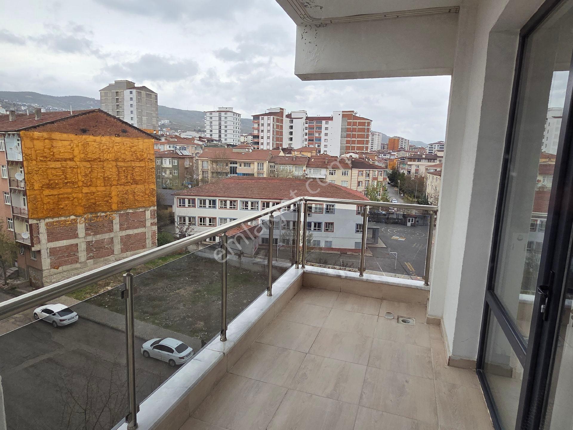 Doğukan Real Estate Pazartesi Pazarı Önü Açık Ferah Yaşam Alanı - Görsel 5