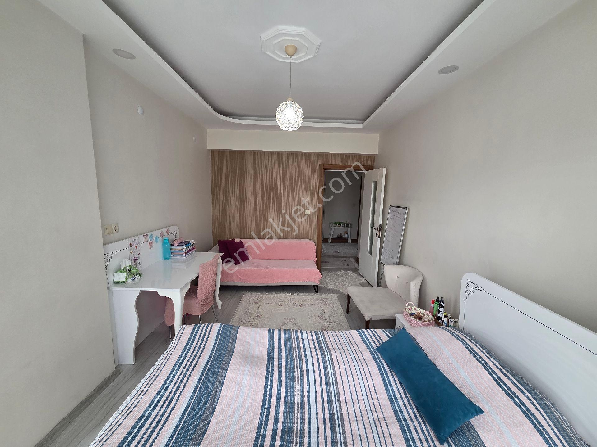 Doğukan Real Estate Pazartesi Pazarı Önü Açık Ferah Yaşam Alanı - Görsel 15