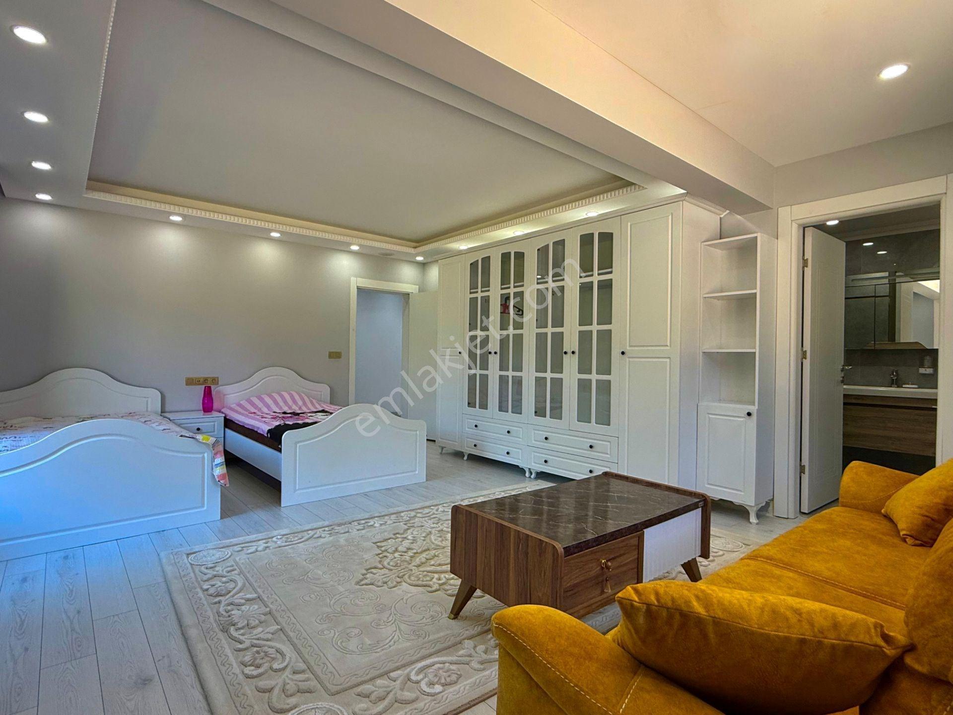 Büyükçekmece Tepekent'te Satılık Özel Yapım 8+2 Lüks Villa - Görsel 15