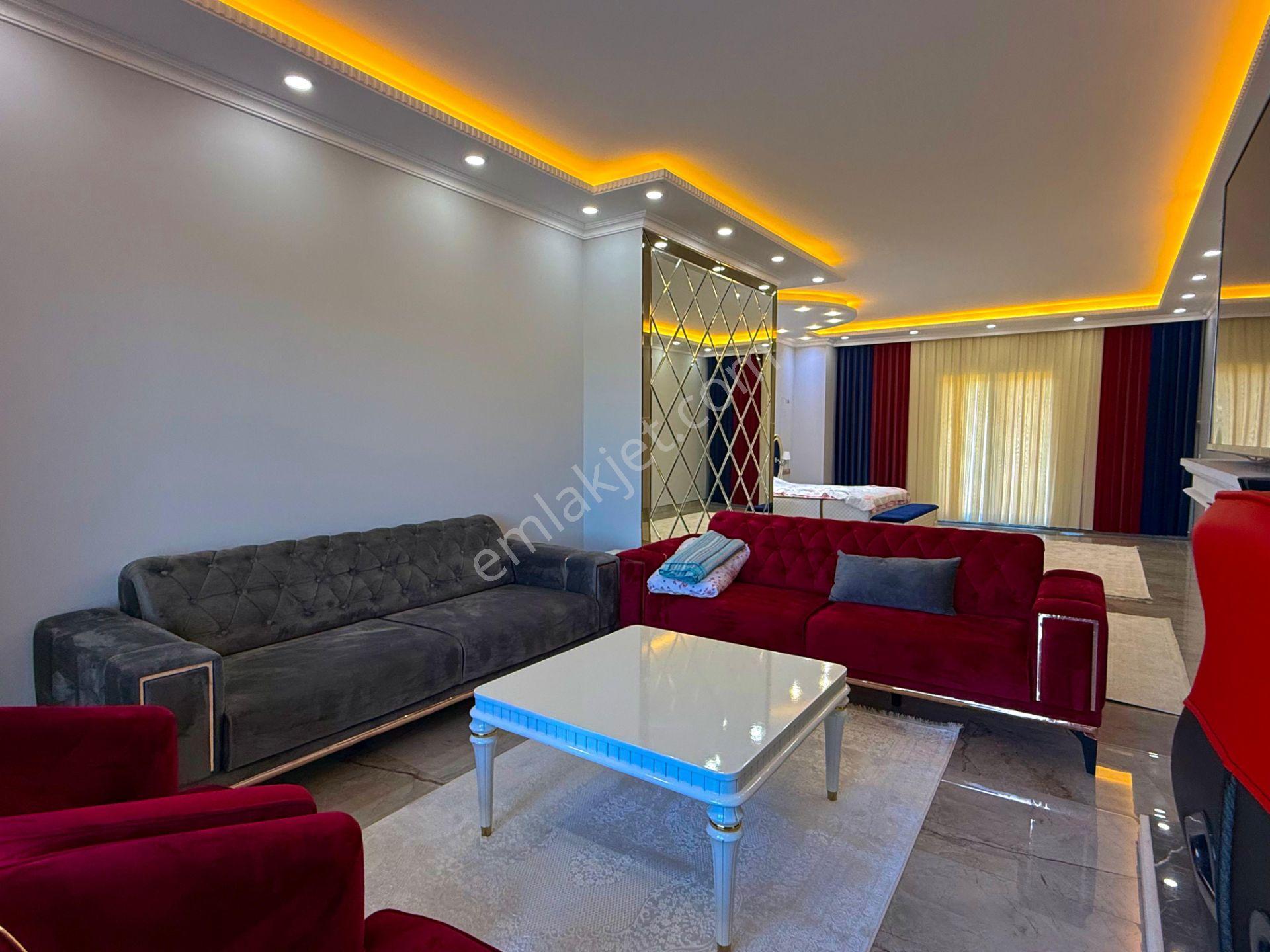 Büyükçekmece Türkoba'da Satılık 8+2 Havuzlu Villa - Görsel 8