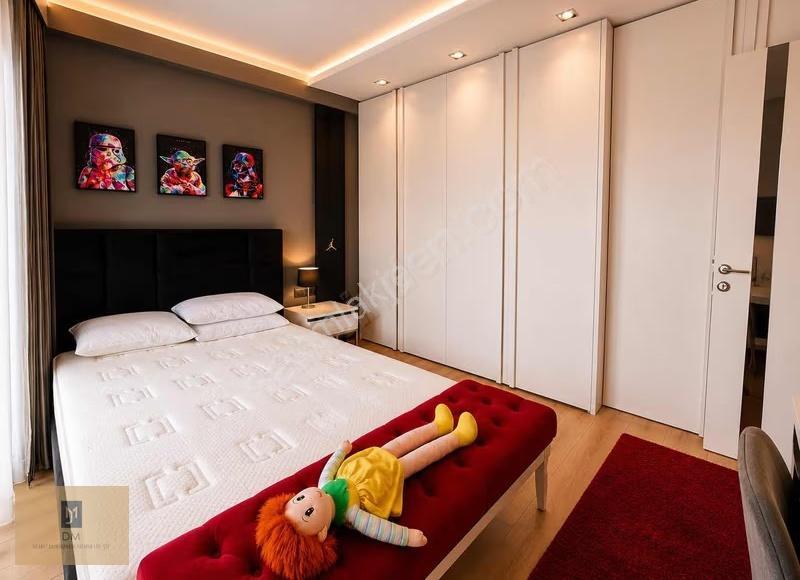 Yeniköyde Site İçinde Eşyalı,kiralık,260 M² Lüks Müstakil Villa - Görsel 21