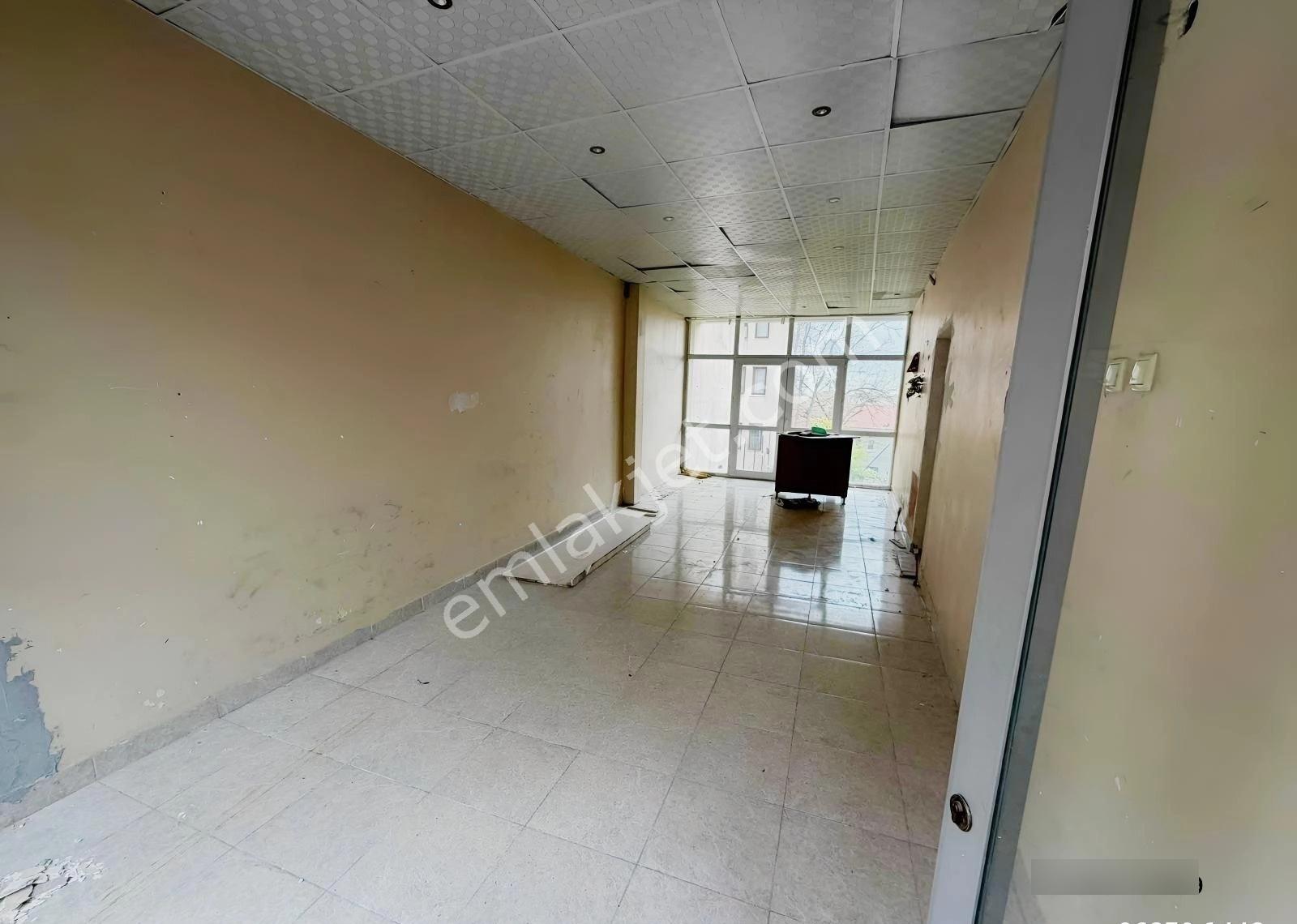 Kolçan Emlak'tan Çelebi Hastanesi Yanı 300m2 Satılık Dükkan - Görsel 2