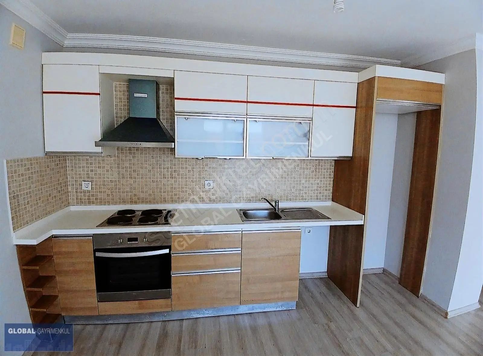 Global'den, Alemara Sitesinde Havuz Manzaralı, 1+1 Kiralık Daire - Görsel 27