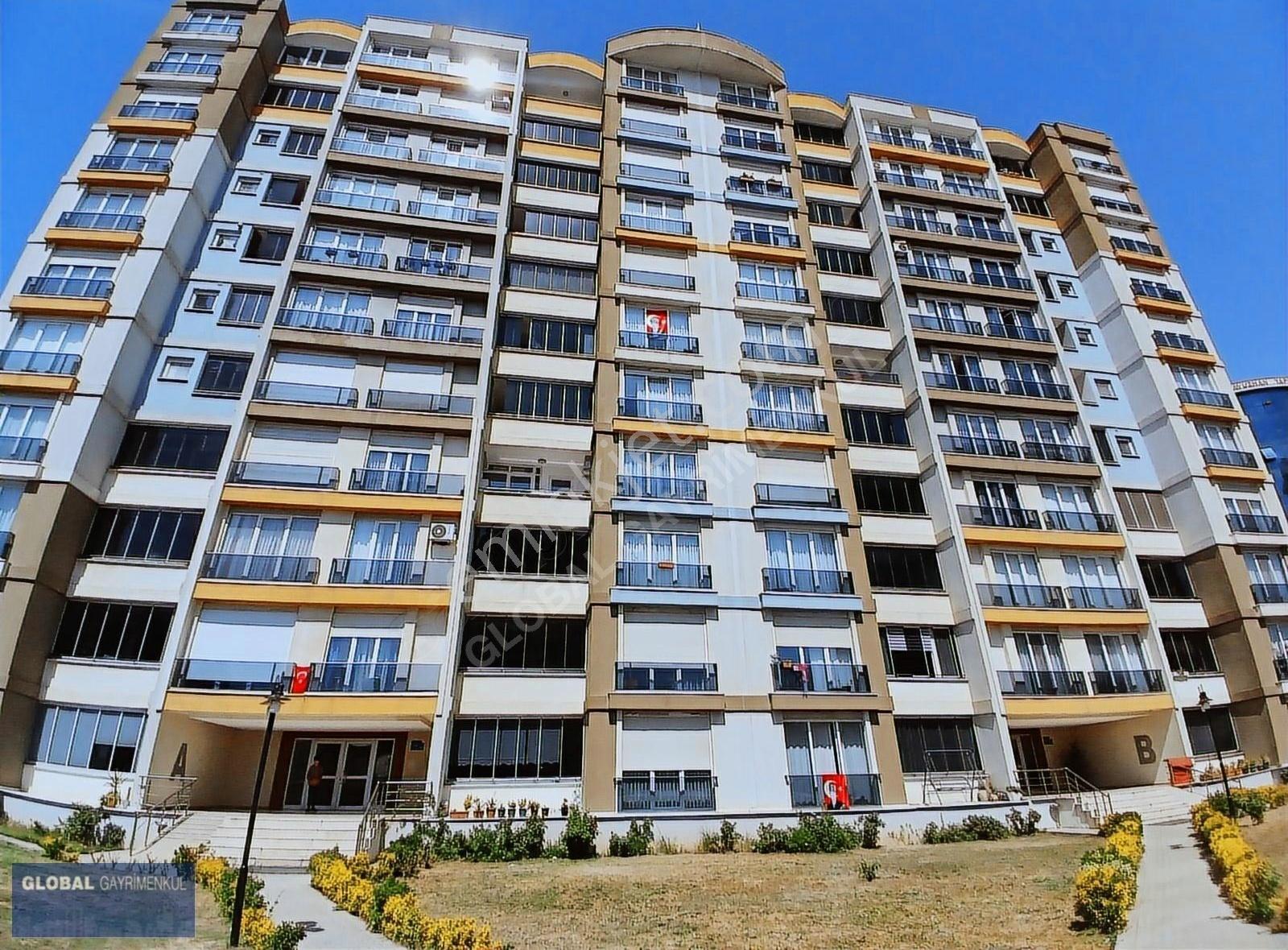 Global'den, Alemara Sitesinde Havuz Manzaralı, 1+1 Kiralık Daire - Görsel 20