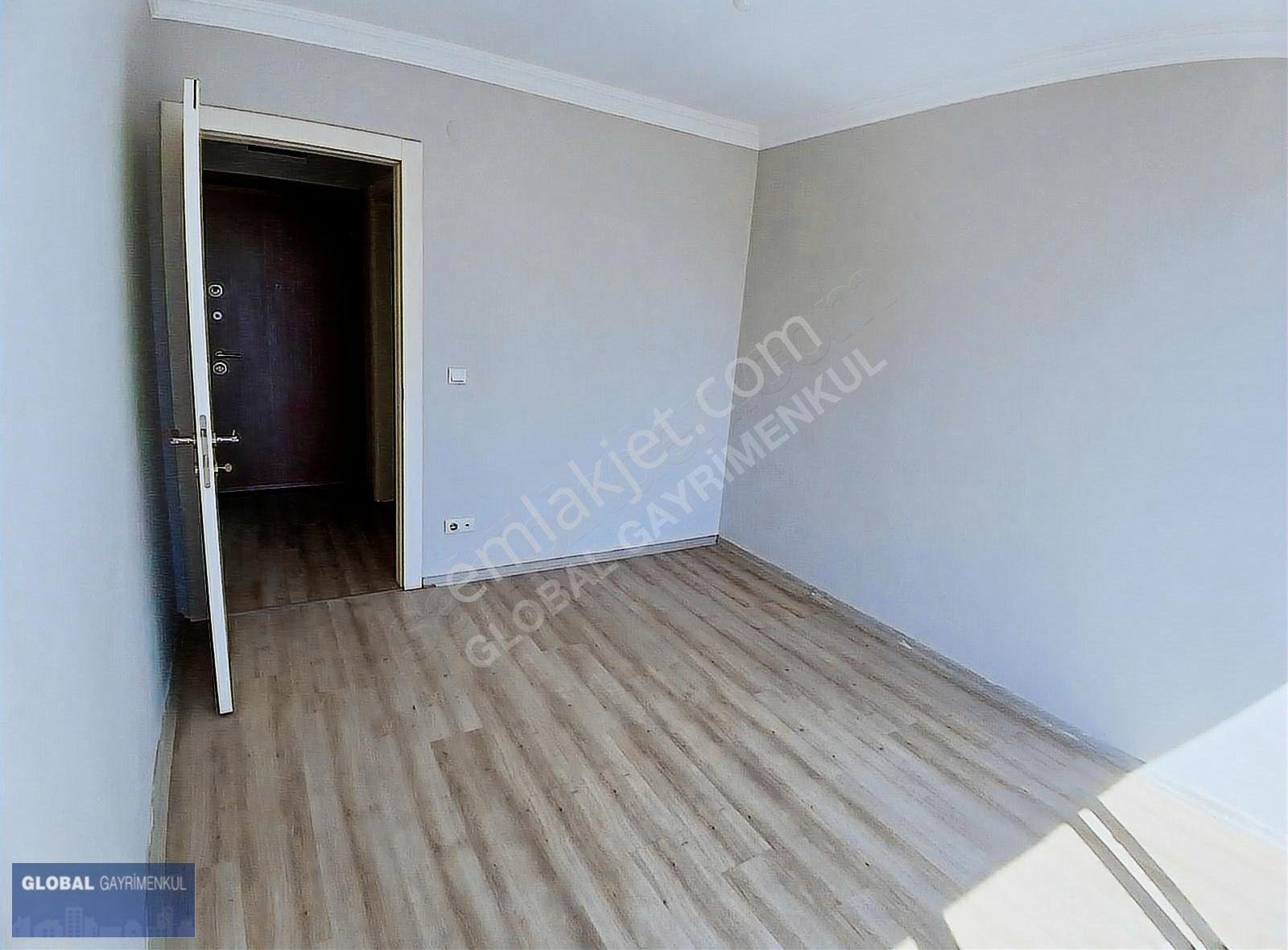 Global'den, Alemara Sitesinde Havuz Manzaralı, 1+1 Kiralık Daire - Görsel 14