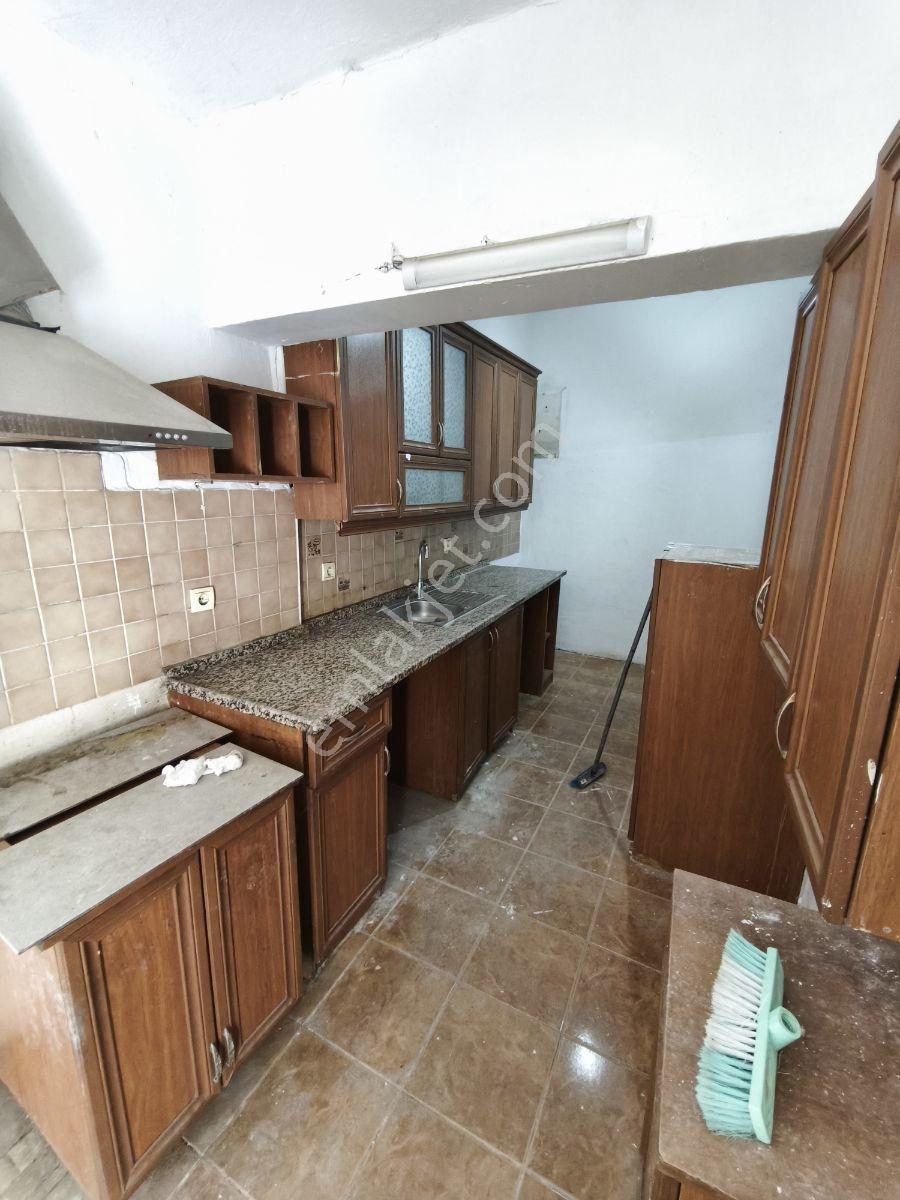 Eşrefpaşa Pazaryeri Yakını 111m² Manzaralı 2 Daireli Müstakil Ev - Görsel 20