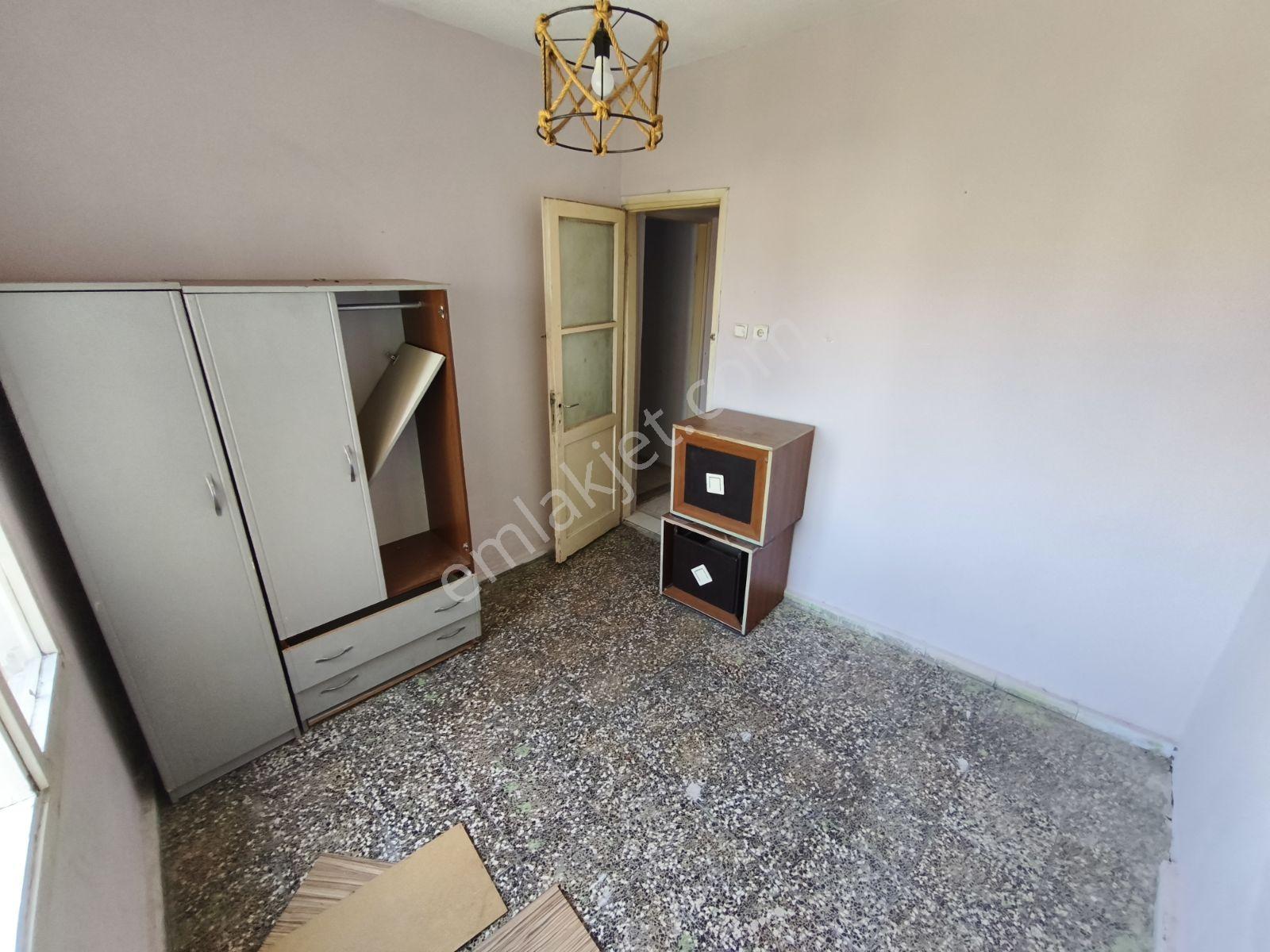 Eşrefpaşa Pazaryeri Yakını 111m² Manzaralı 2 Daireli Müstakil Ev - Görsel 32