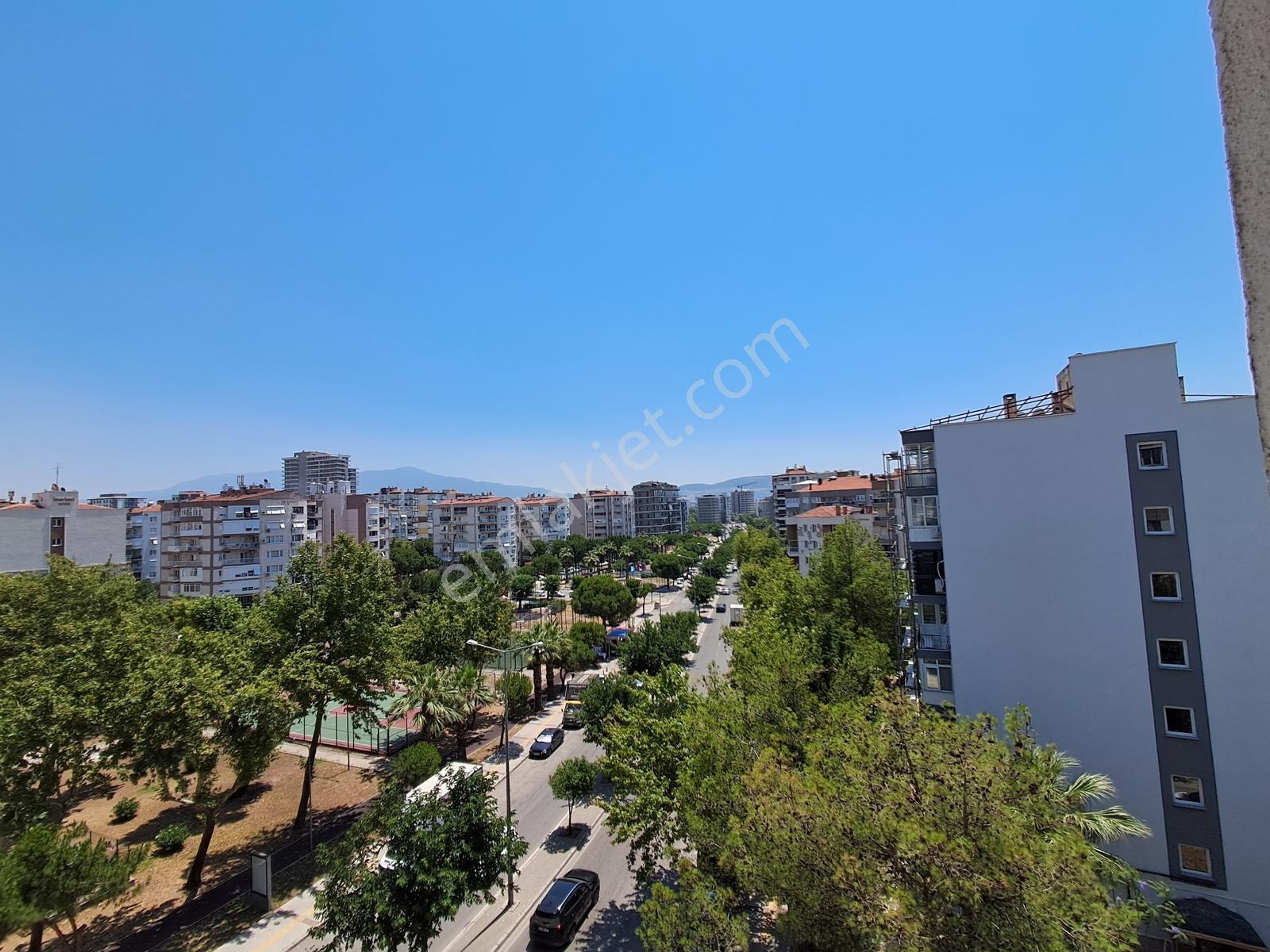 Bayraklı Osmangazi Mah. Satılık 3+1 Daire - Görsel 19